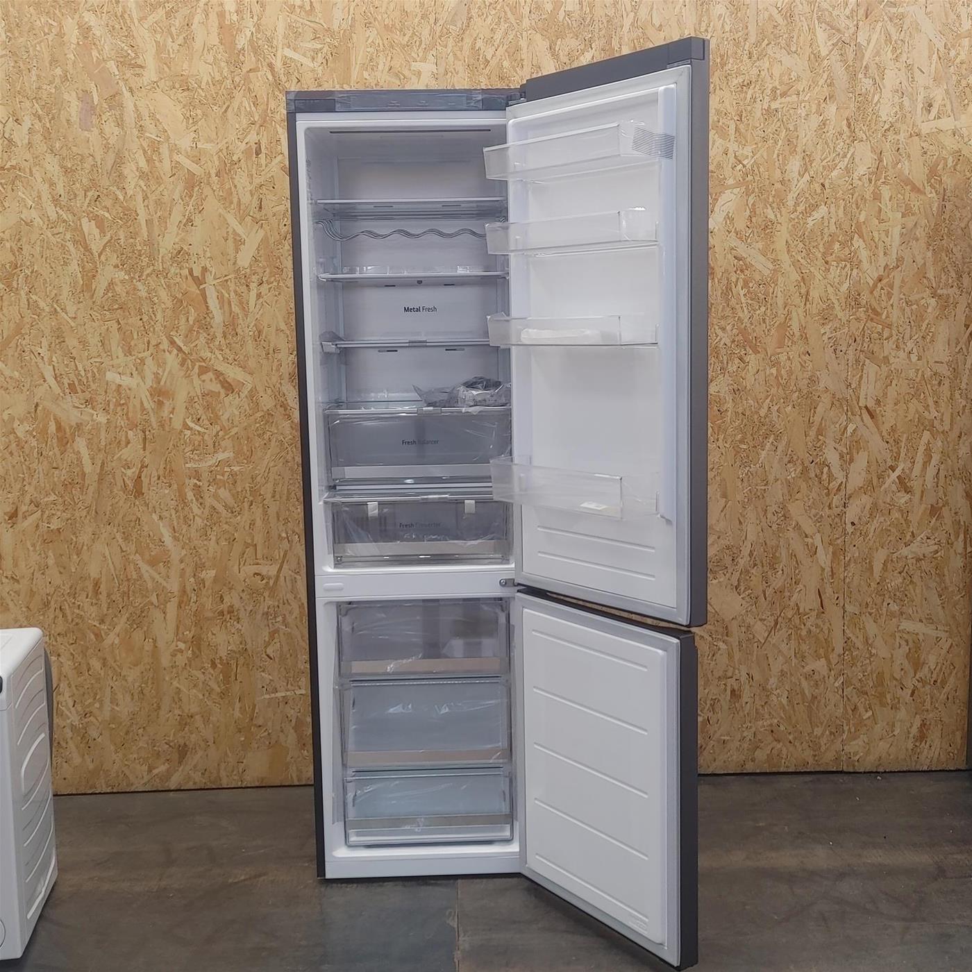 LG GBV7280DEV.AEVQEUR frigorifero-congelatore Libera installazione 387 LD Nero