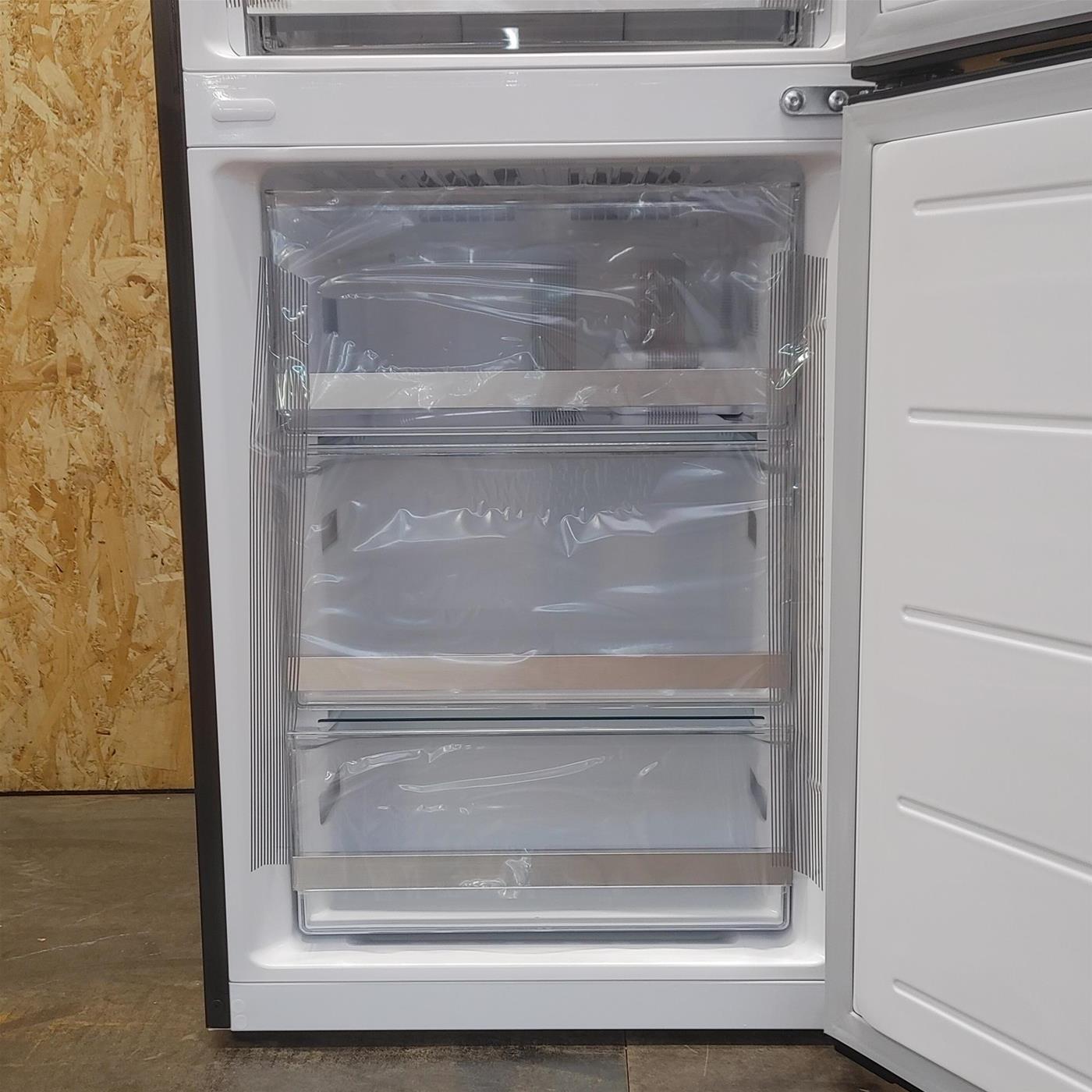 LG GBV7280DEV.AEVQEUR frigorifero-congelatore Libera installazione 387 LD Nero