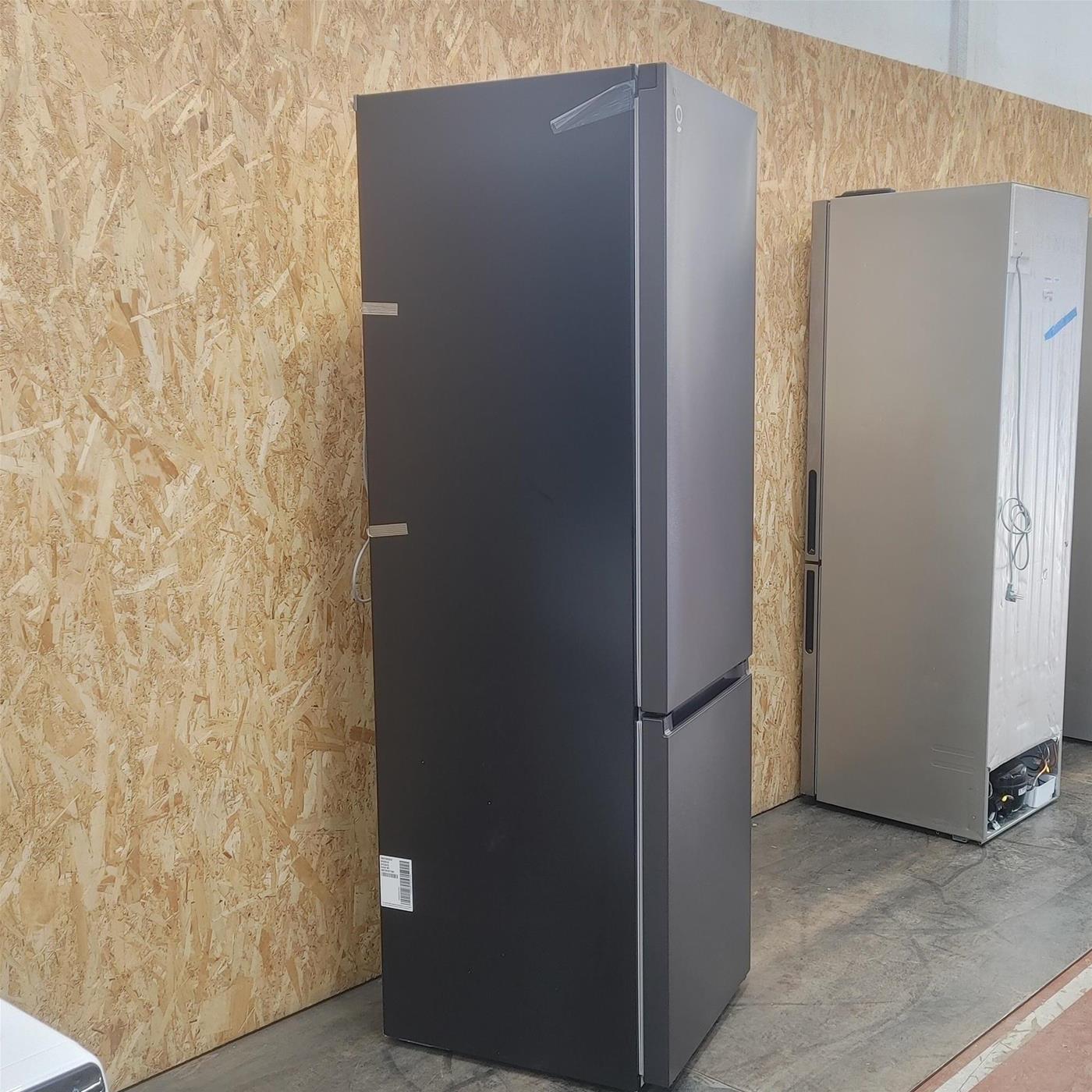 LG GBV7280DEV.AEVQEUR frigorifero-congelatore Libera installazione 387 LD Nero