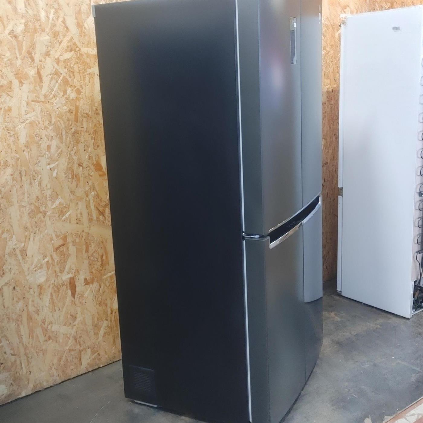Frigorifero LG GMB844MC4E side-by-side Libera installazione 530 LE Nero