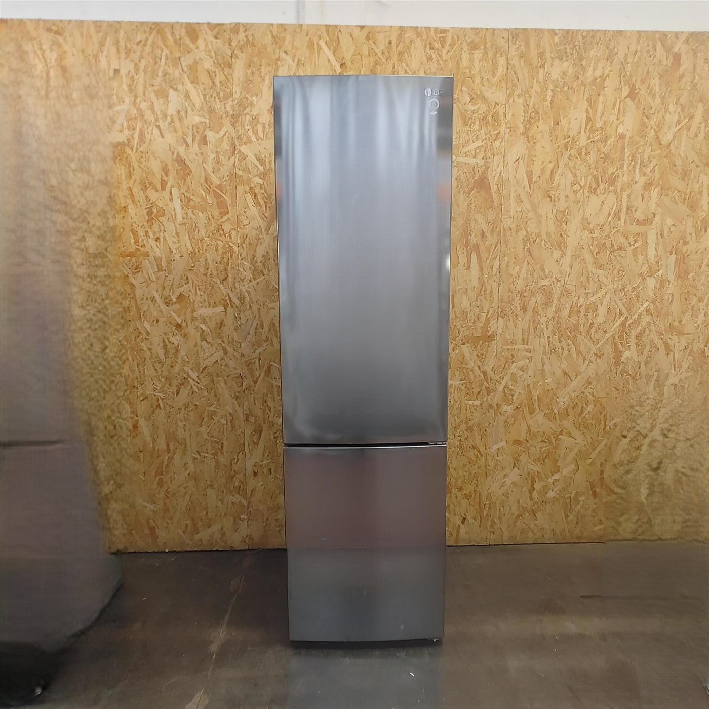 Frigorifero combinato LG GBP62PZNBC Libera installazione 384 L