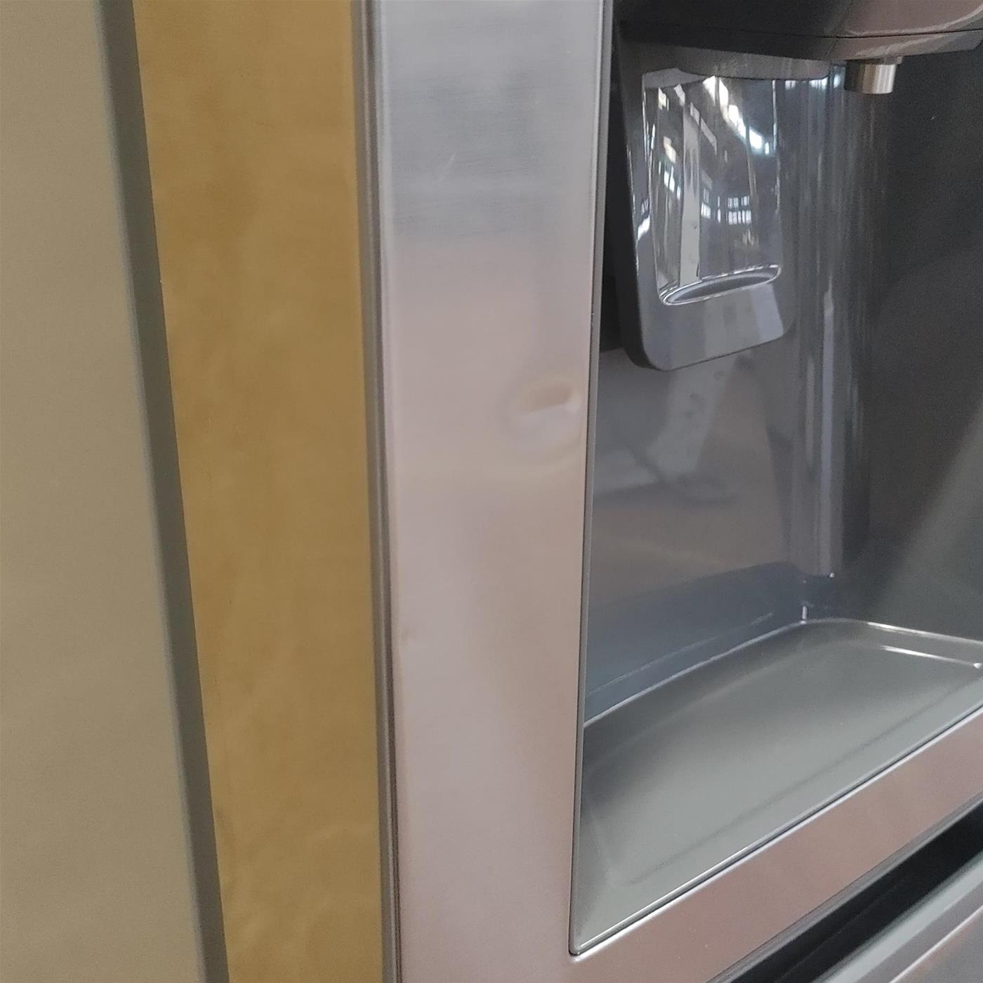 LG GSL481PZXZ frigorifero side-by-side Libera installazione 601 L F Acciaio inox