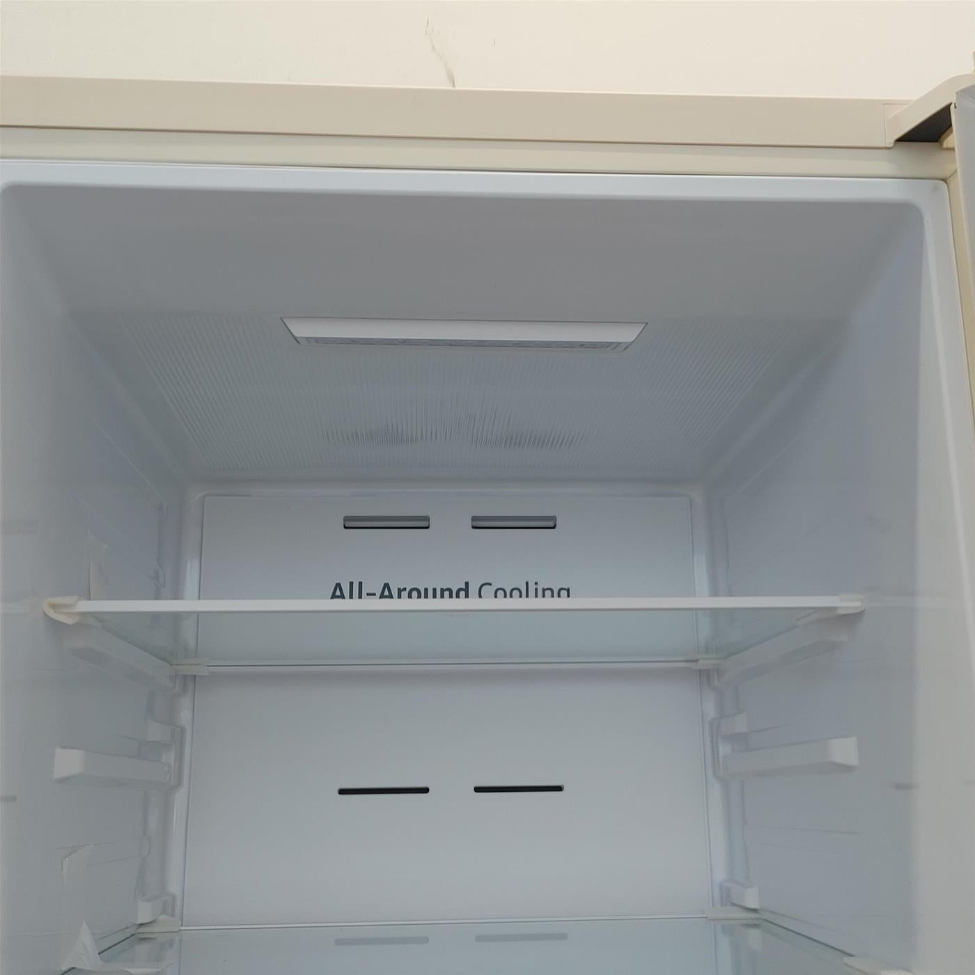 Samsung RB38T603DEL Total No Frost, frigorifero con congelatore Libera installazione 385 L D Beige