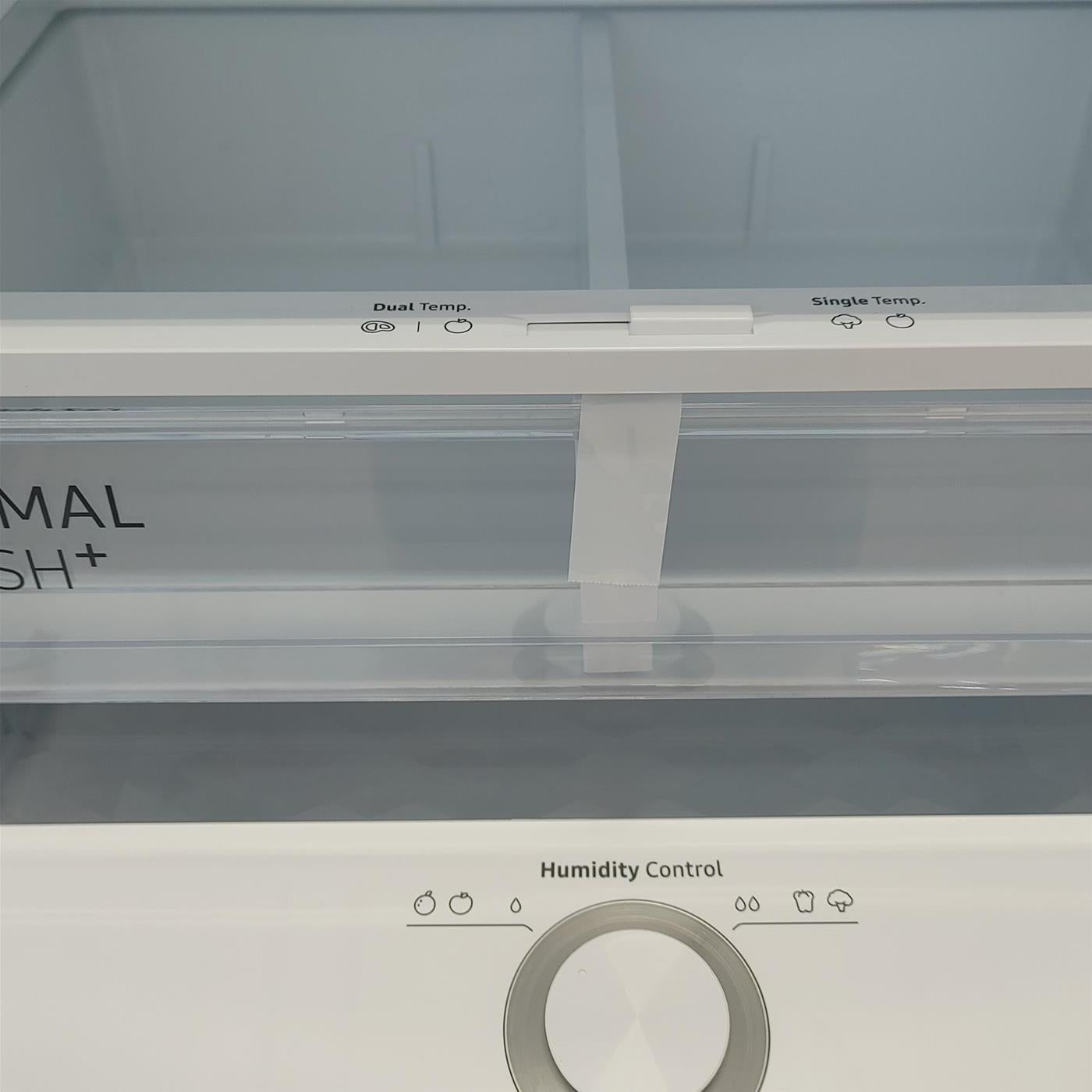 Samsung RB38T603DEL Total No Frost, frigorifero con congelatore Libera installazione 385 L D Beige