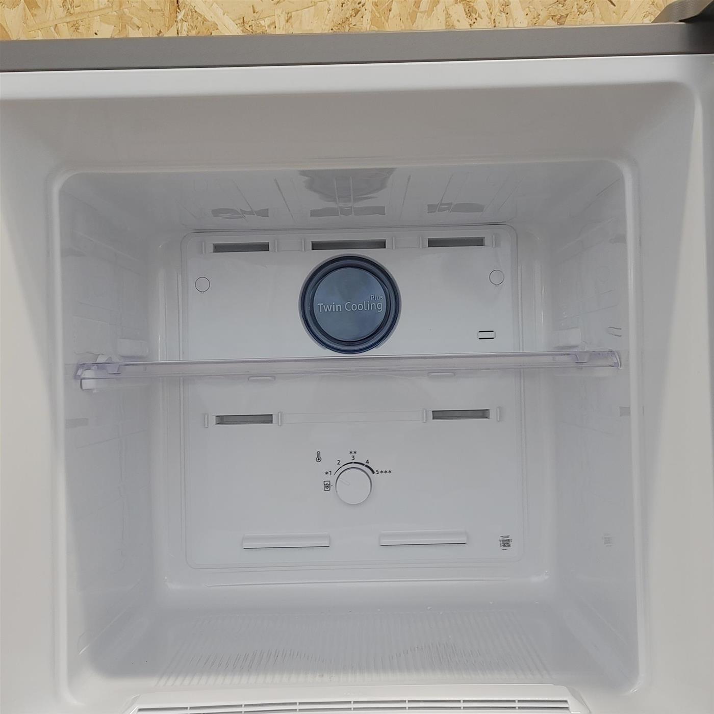 Samsung RT32K5030S8 frigorifero con congelatore Libera installazione 321 L F Acciaio inossidabile, Total No frost