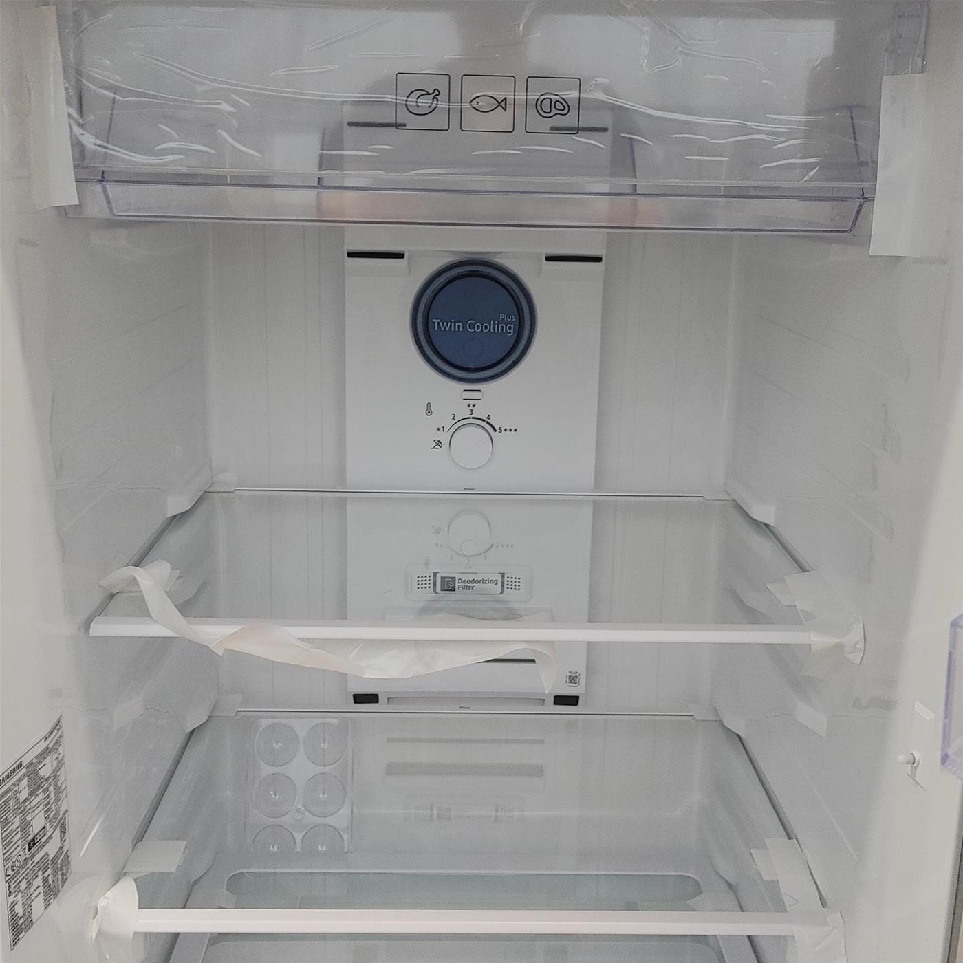 Samsung RT32K5030S8 frigorifero con congelatore Libera installazione 321 L F Acciaio inossidabile, Total No frost