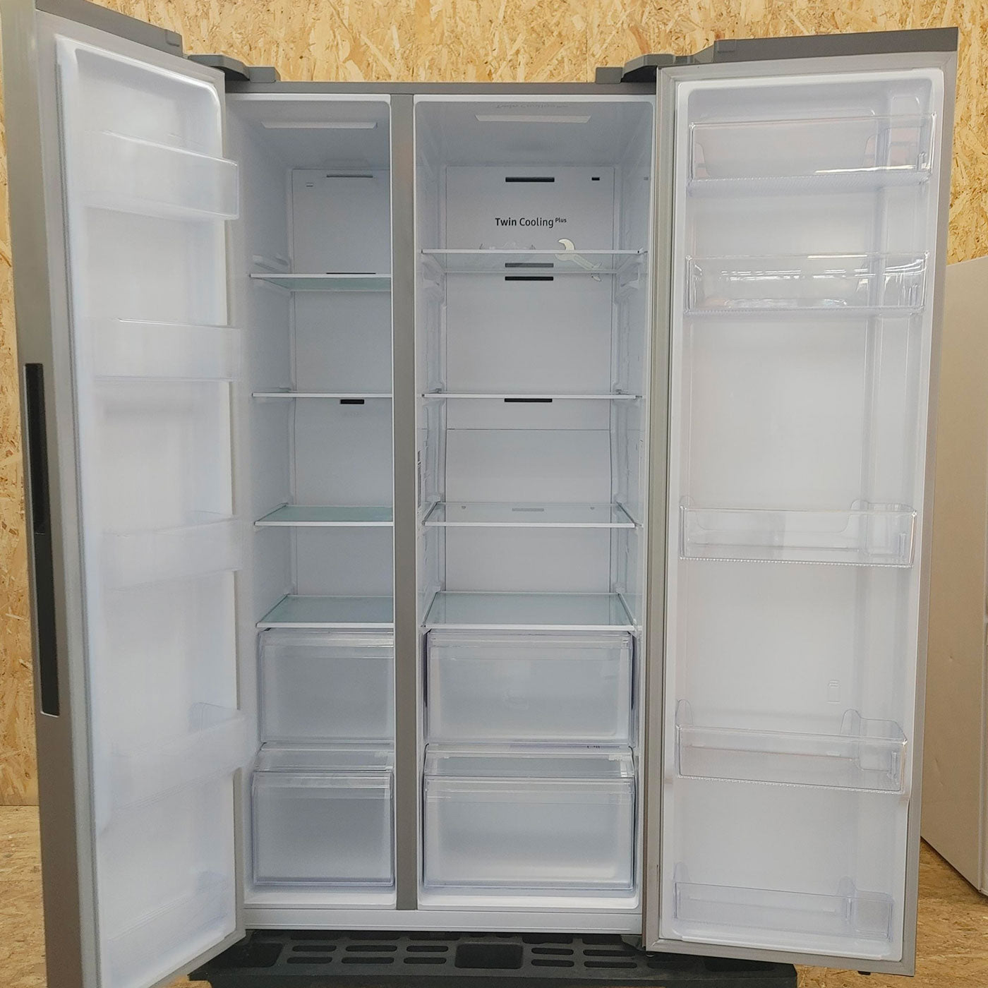 Samsung Frigorifero Side by Side Serie 8000 RS66A8101SL/EF
