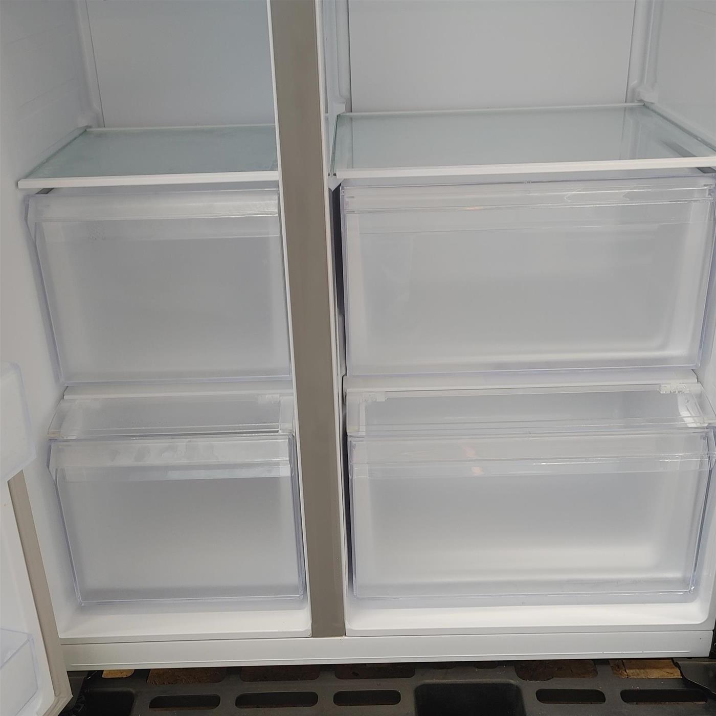 Samsung Frigorifero Side by Side Serie 8000 RS66A8101SL/EF