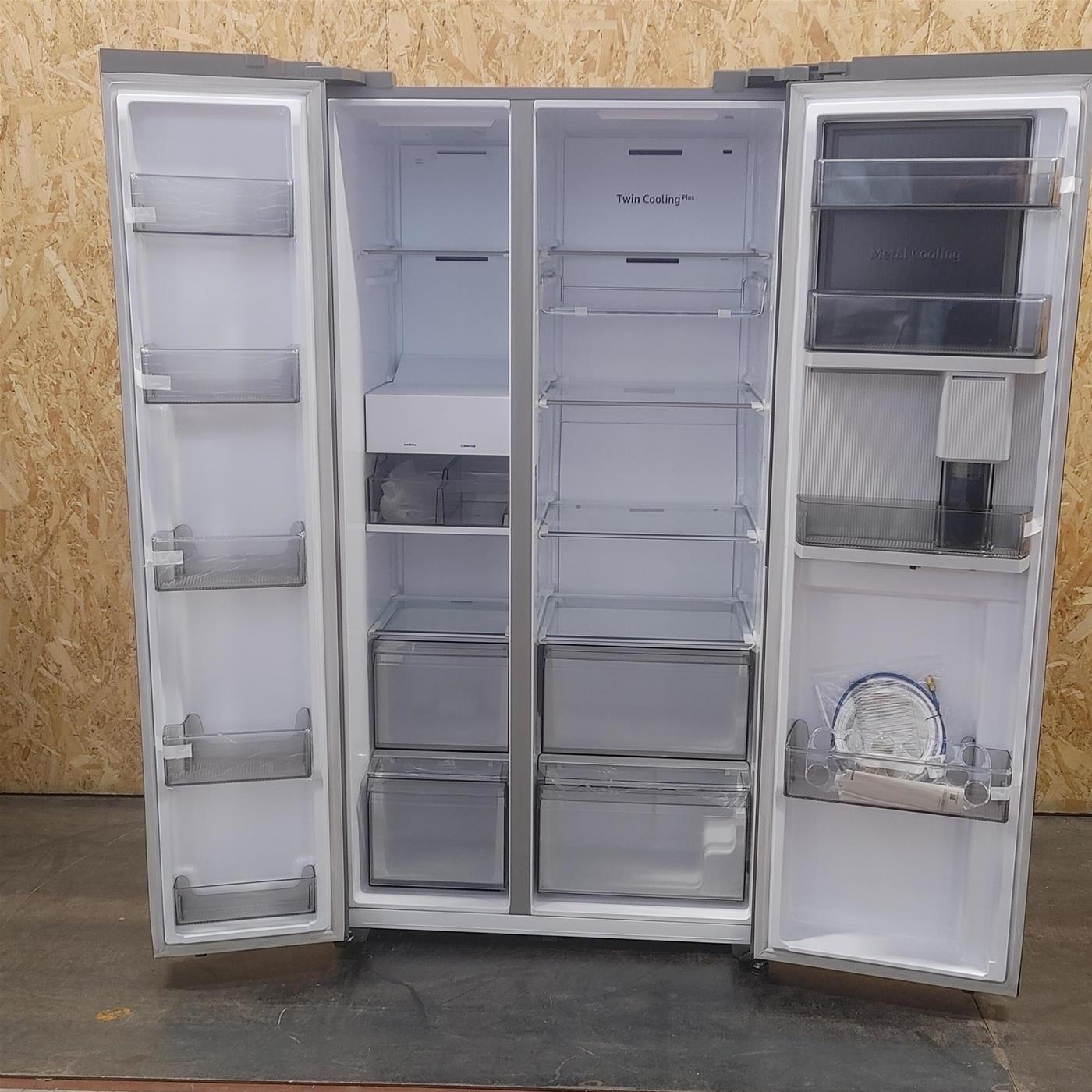 Frigorifero side-by-side Samsung RH69B8930S9 Libera installazione 645 LF Acciaio inossidabi