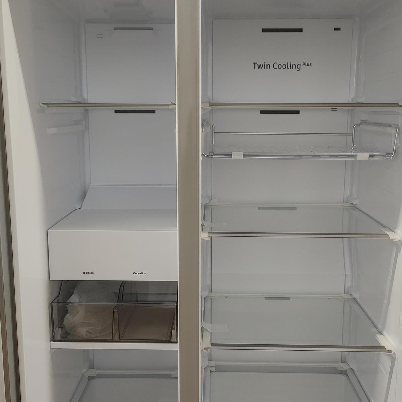 Frigorifero side-by-side Samsung RH69B8930S9 Libera installazione 645 LF Acciaio inossidabi