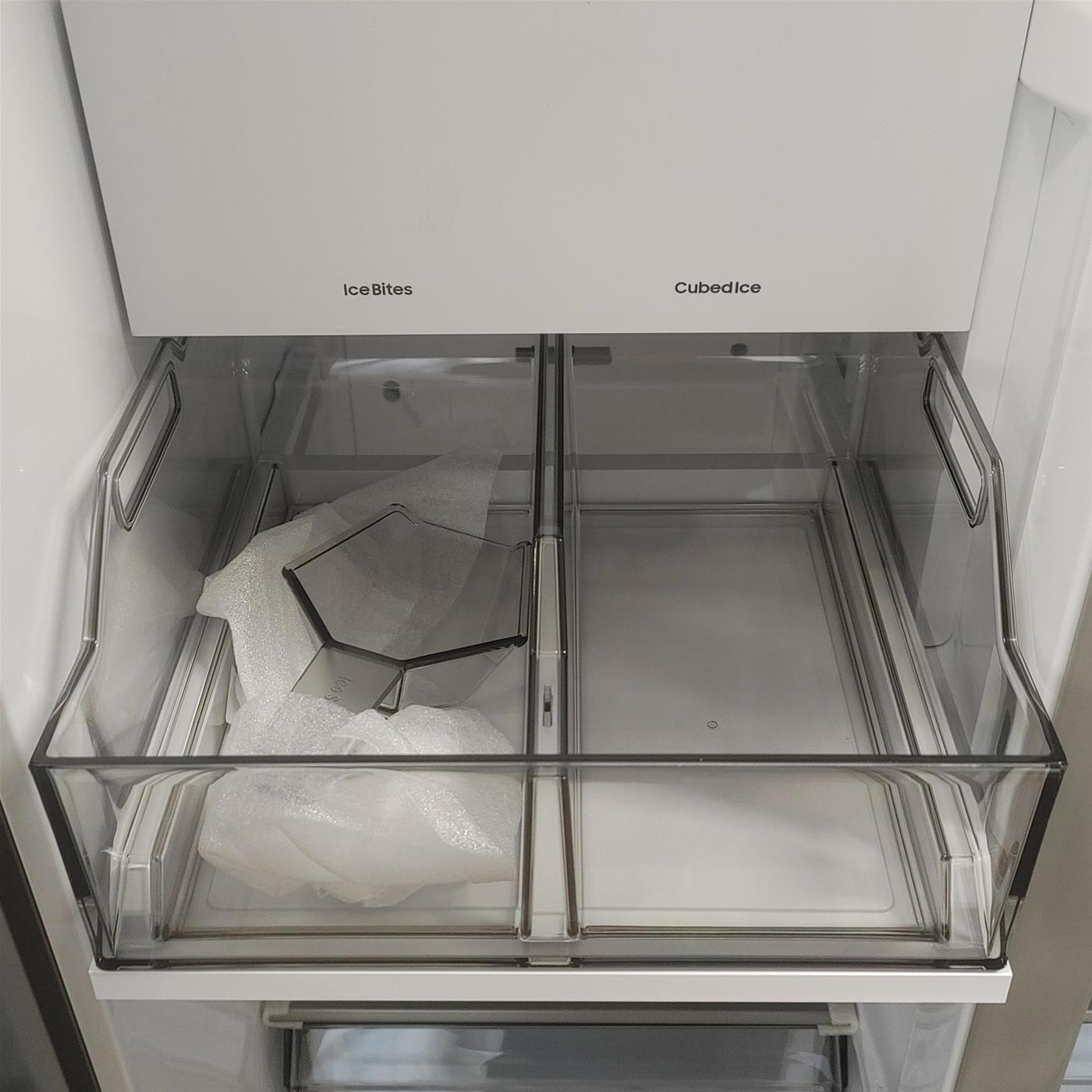 Frigorifero side-by-side Samsung RH69B8930S9 Libera installazione 645 LF Acciaio inossidabi