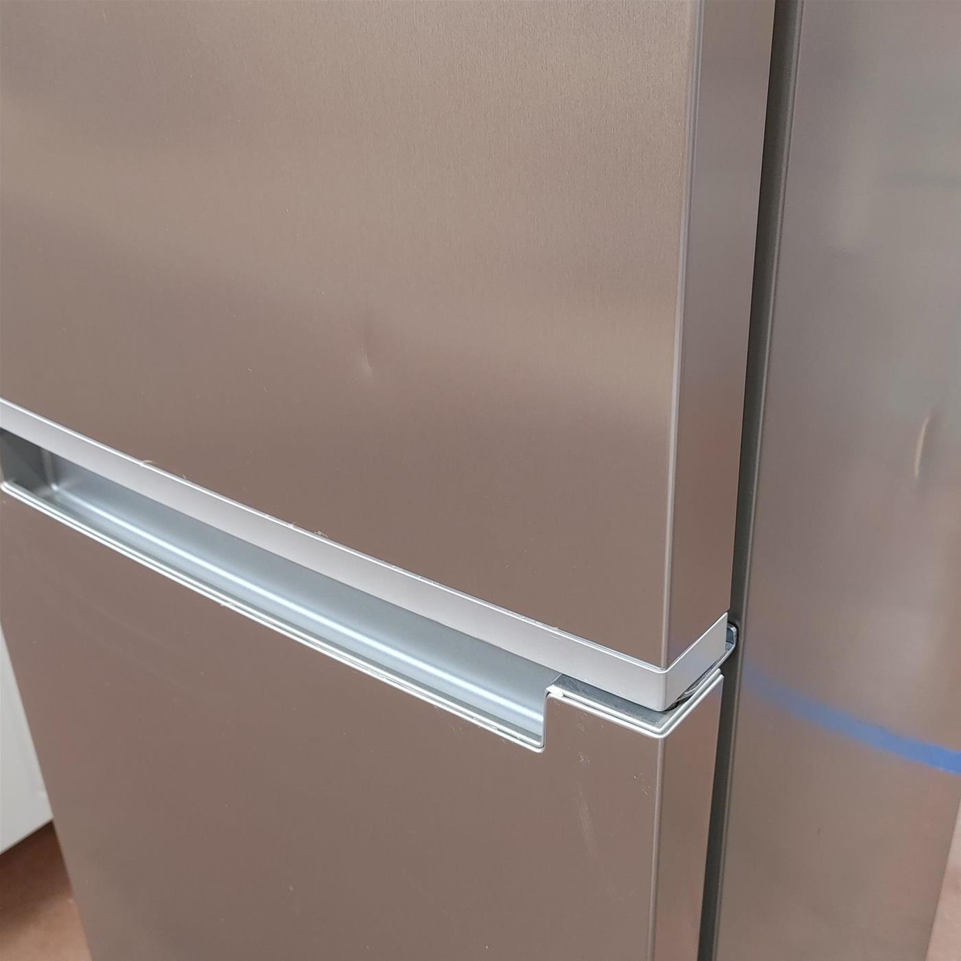 Whirlpool W7X 82O OX Frigorifero combinato E, Total No Frost