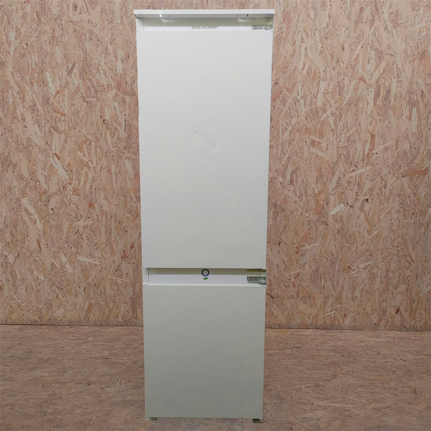 Whirlpool WHC18T141 frigorifero con congelatore Da incasso D Bianco, Total No Frost