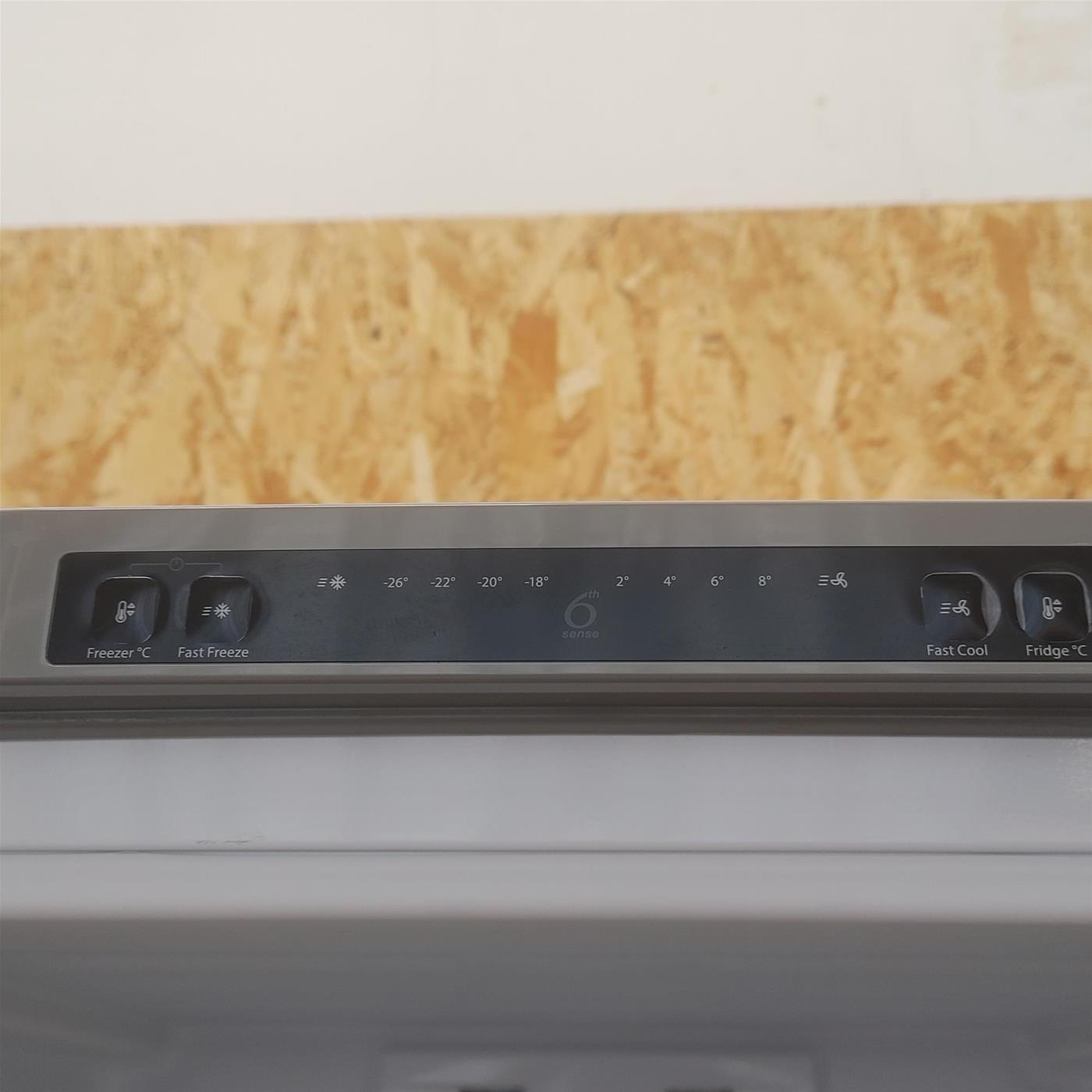 Frigorifero Whirlpool WB70I952X 457 L