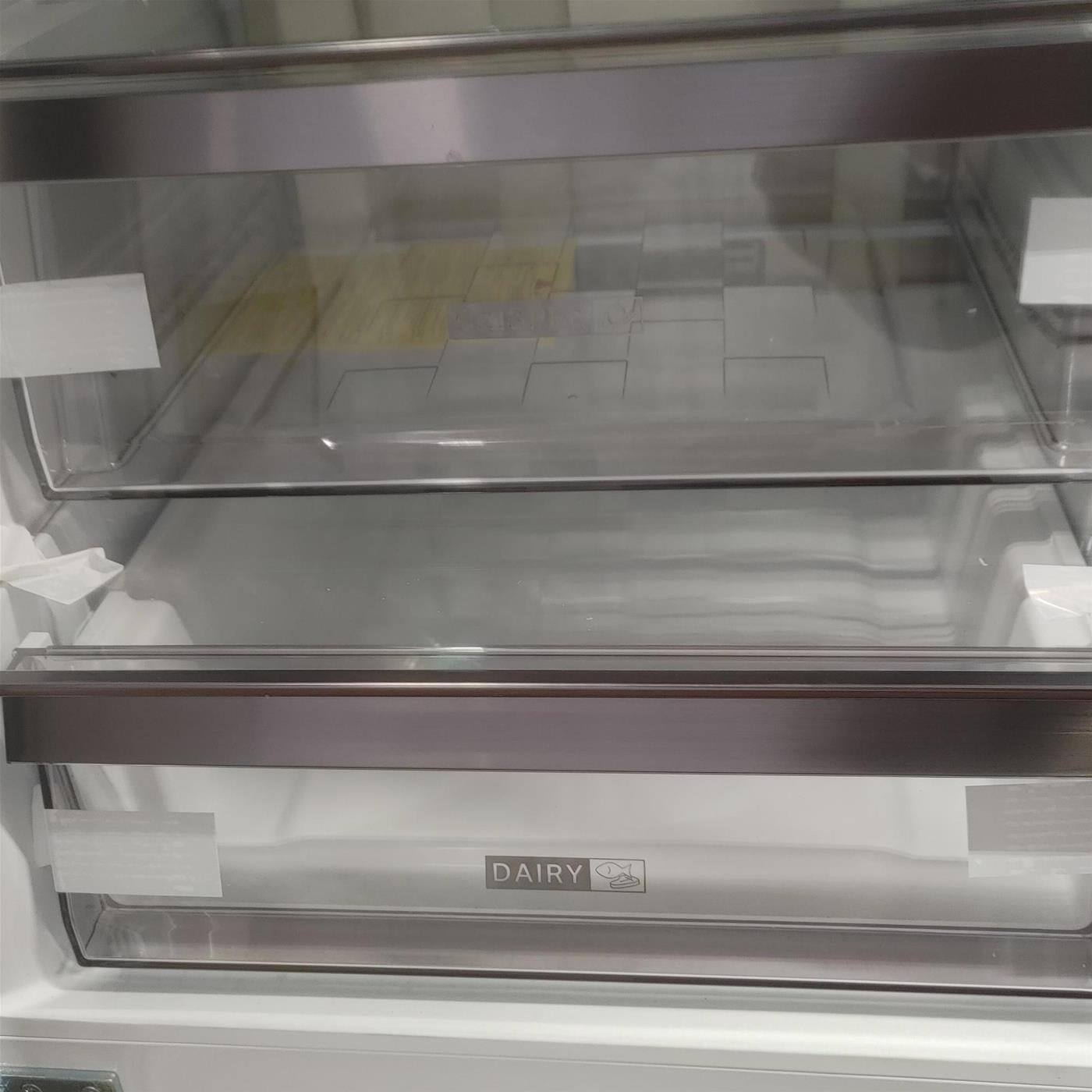 Frigorifero combinato Whirlpool WHK 26404 XP7E 355 L