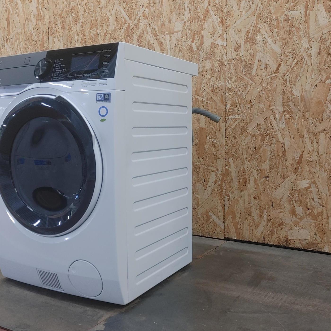 AEG LWR9C166BB lavatrice asciugatrice Libera installazione Carica frontale Bianco C