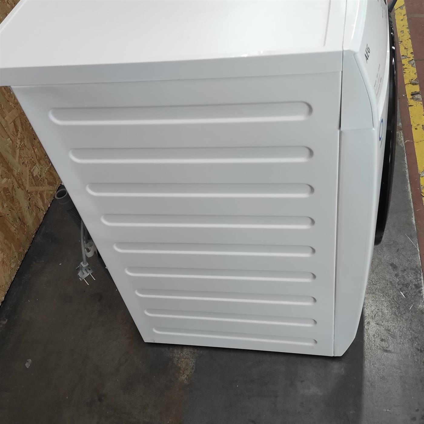 Lavasciuga AEG L99695HWD 9/6 Kg