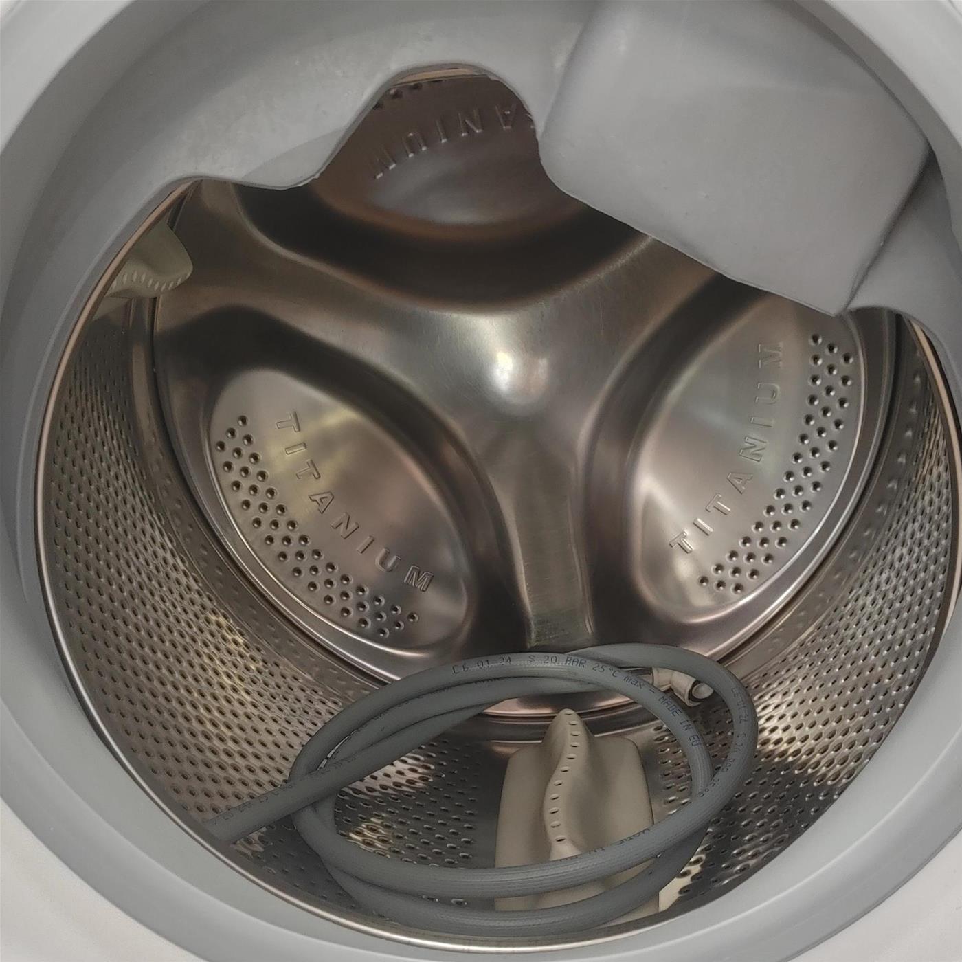 Hotpoint AQD970F 69 lavatrice asciugatrice Libera installazione Carica frontale Argento, Bianco