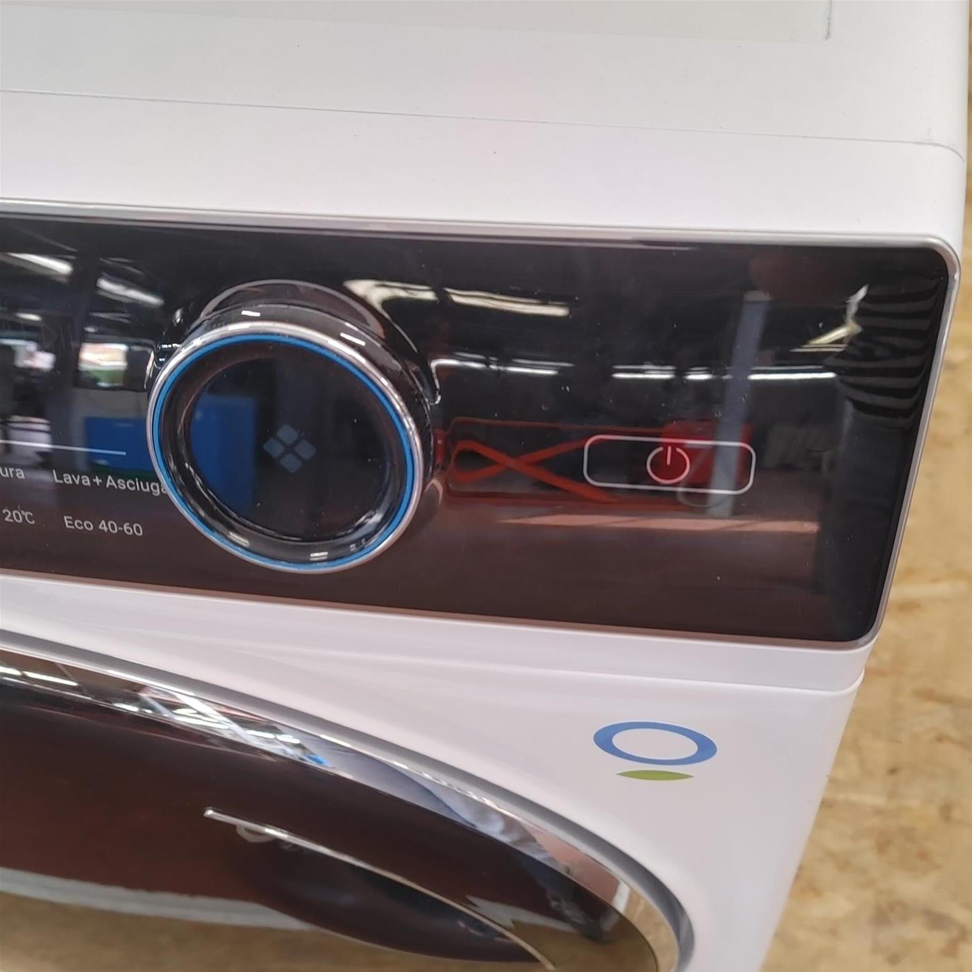 Haier I-Pro Series 7 lavasciuga Libera installazione Caricamento frontale Bianco D