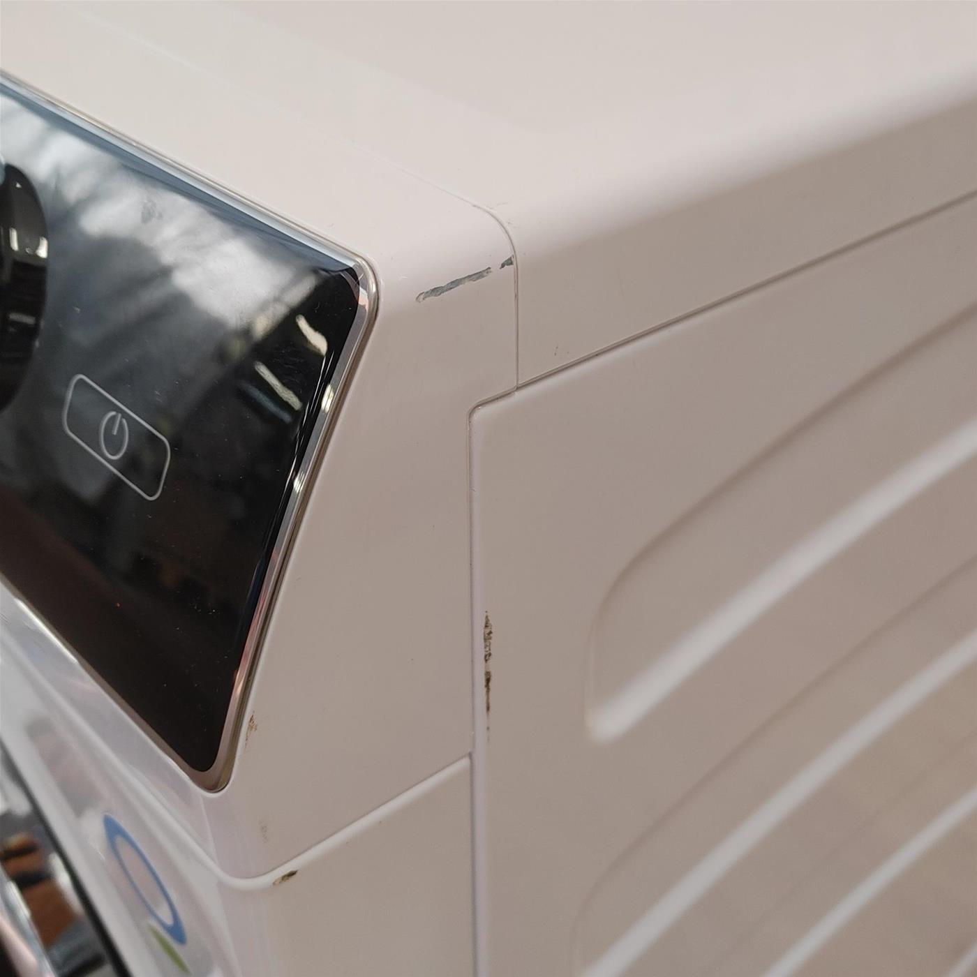 Haier I-Pro Series 7 lavasciuga Libera installazione Caricamento frontale Bianco D