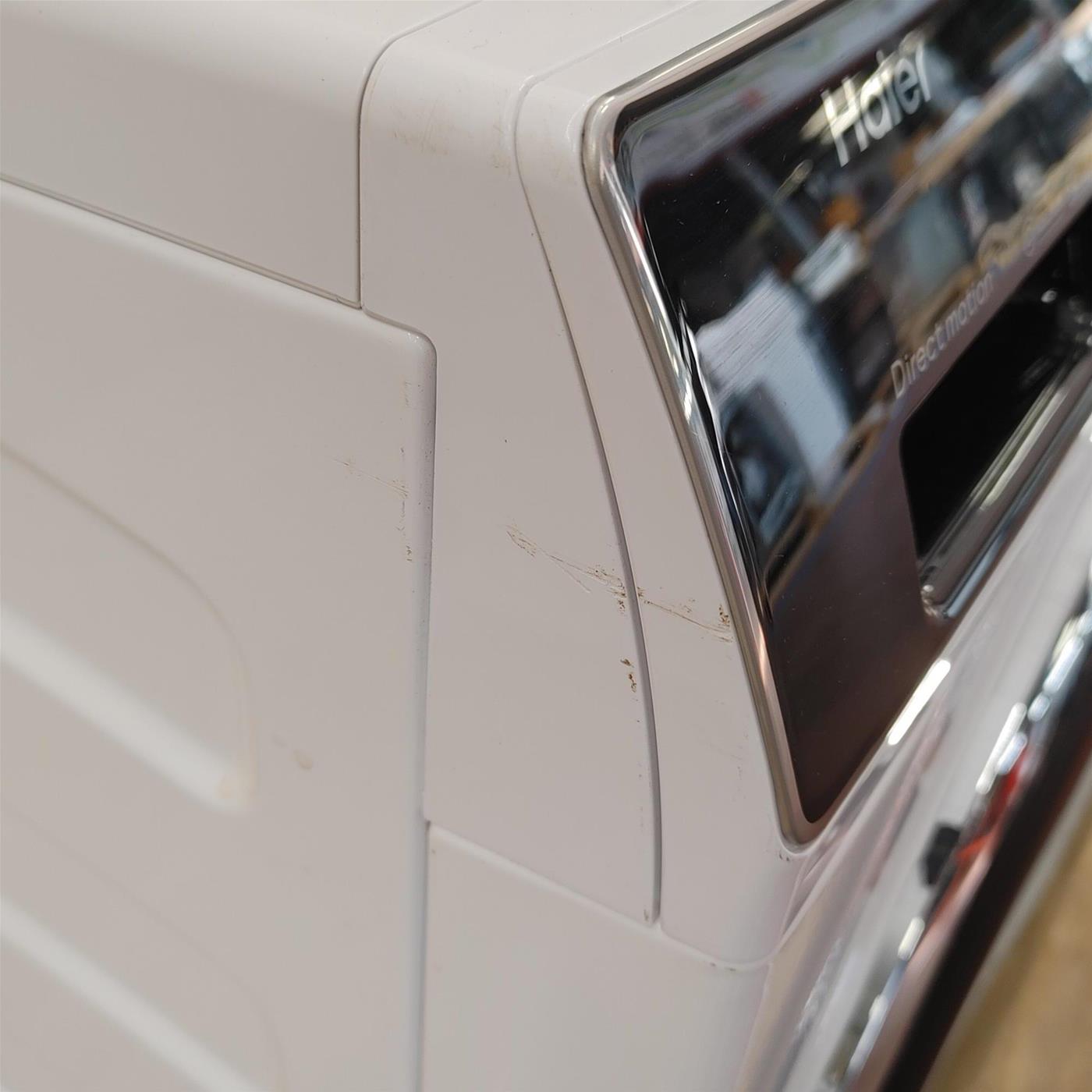 Haier I-Pro Series 7 lavasciuga Libera installazione Caricamento frontale Bianco D