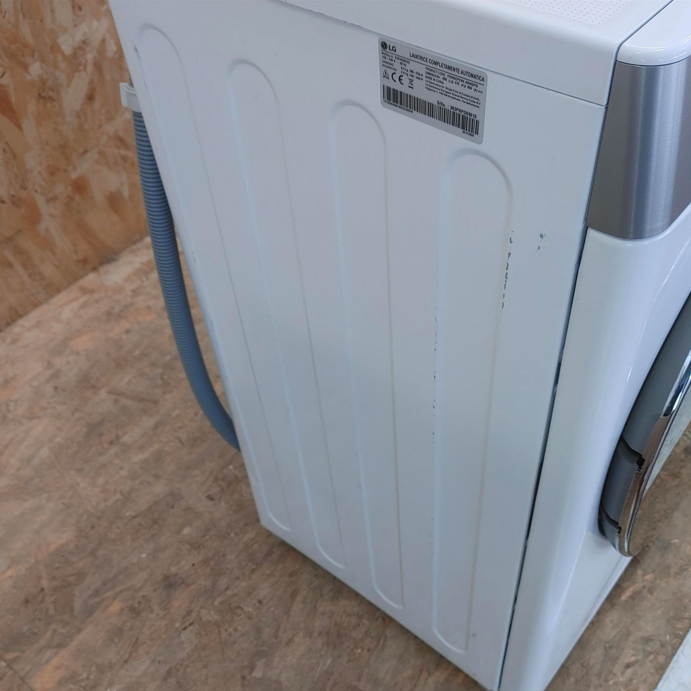 Lavasciuga LG F2DV9S8H2E Libera installazione Caricamento frontale Bianco E