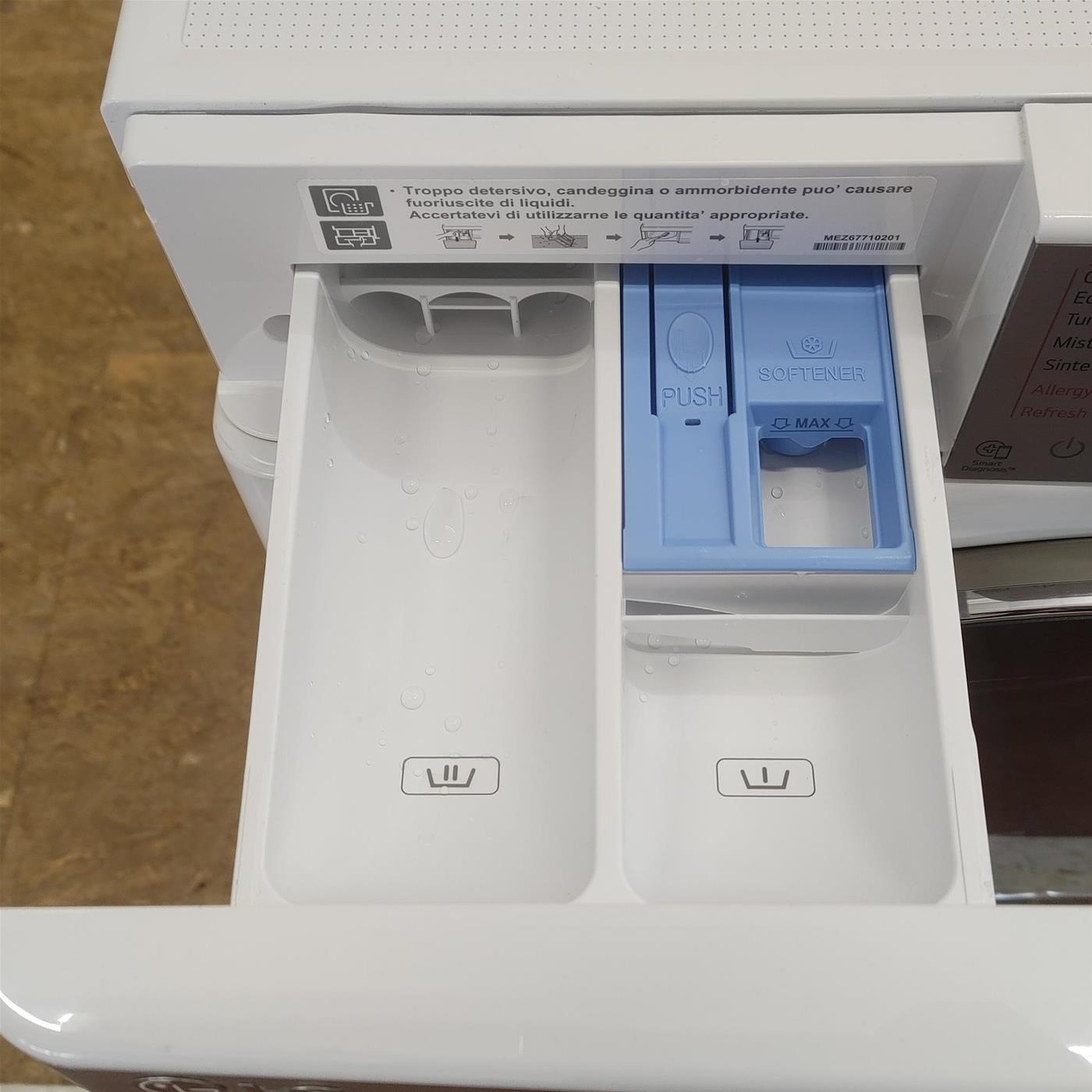 Lavasciuga LG F2DV9S8H2E Libera installazione Caricamento frontale Bianco E