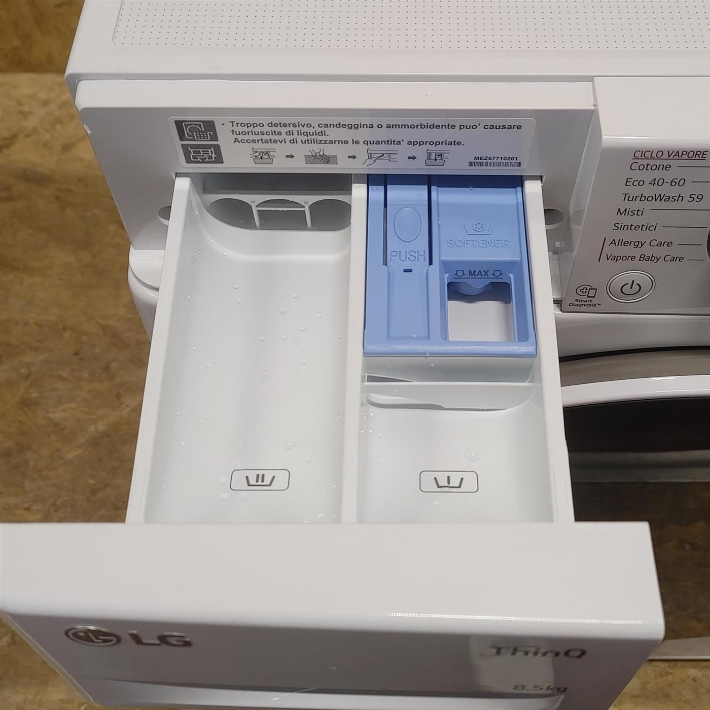 Lavatrice LG F2WV5S8S0E Caricamento frontale 8,5 kg 1200 Giri/min Bianco