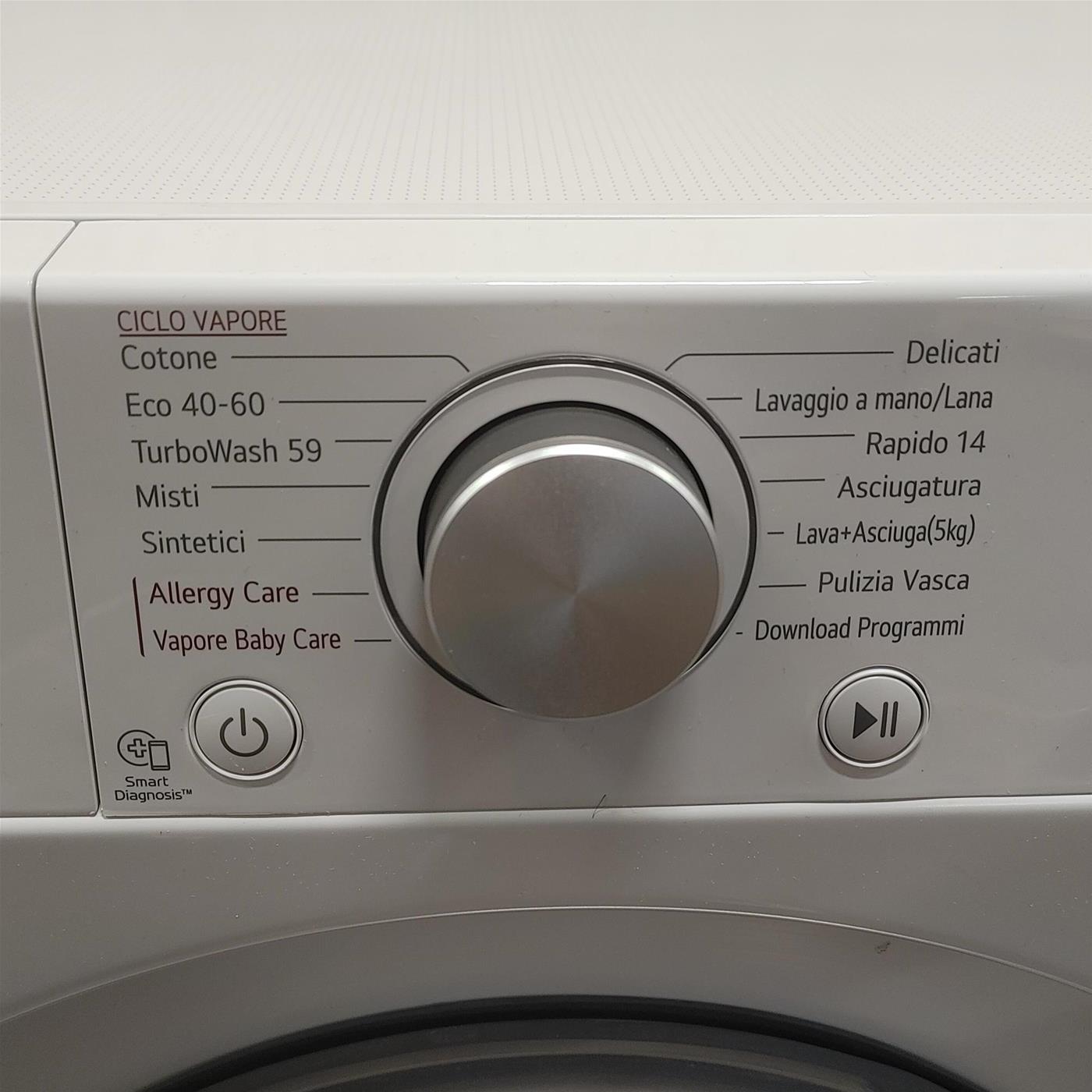 LG F4DV710H2SE Lavasciuga Intelligente AIDD 10,5/7 kg Vapore TurboWash 360 1400 Giri/min Carica frontale Classe E