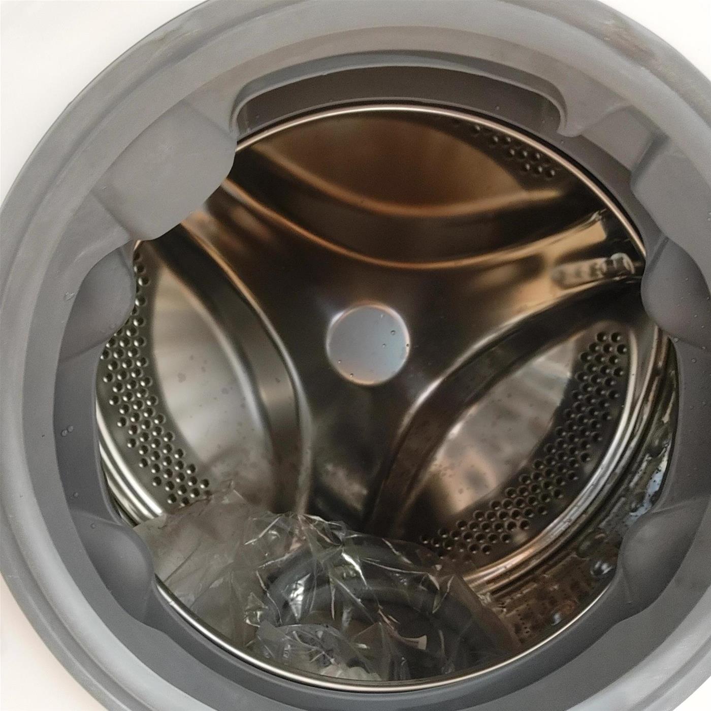 LG F4DV710H2SE Lavasciuga Intelligente AIDD 10,5/7 kg Vapore TurboWash 360 1400 Giri/min Carica frontale Classe E