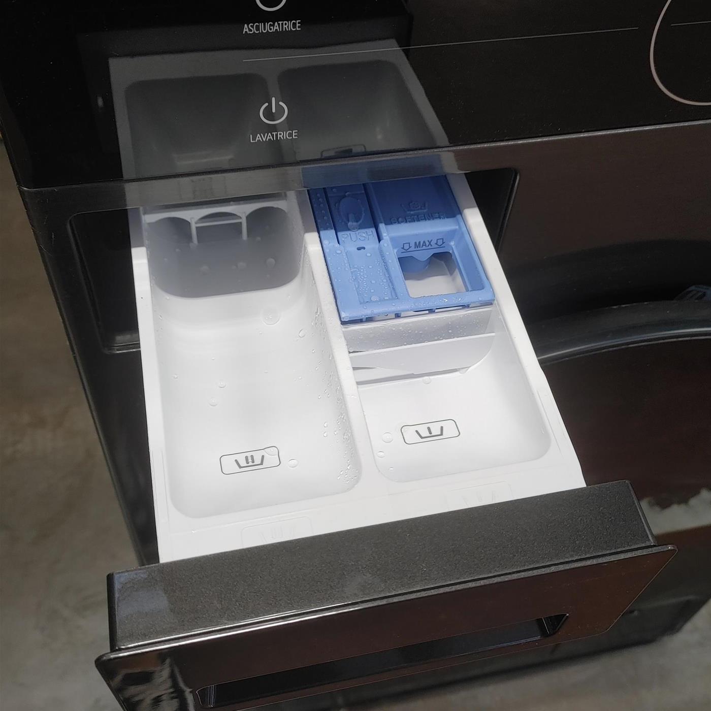 LG WT1210BBF.APBQKIS lavasciuga Libera installazione Caricamento frontale Nero A