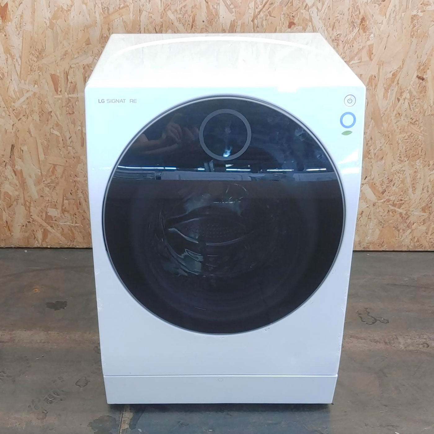 LG LSWD100E lavasciuga Libera installazione Caricamento frontale Bianco A