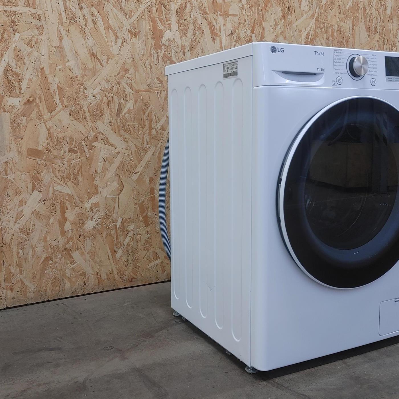 LG D4R7011TSWG lavatrice asciugatrice Libera installazione Carica frontale Nero, Bianco D