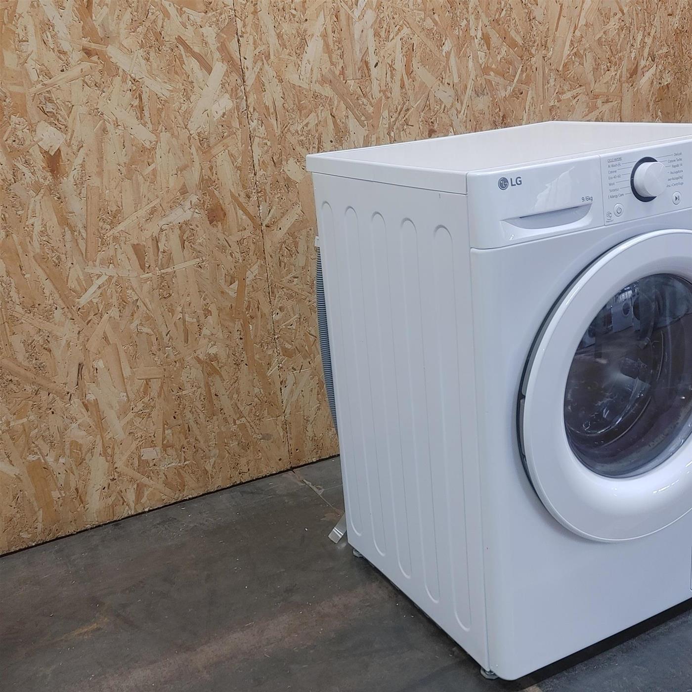 LG D4R3009NSWW Lavasciuga 9/6kg AI DD, Classe D, 1400 giri, Vapore, Eco Hybrid