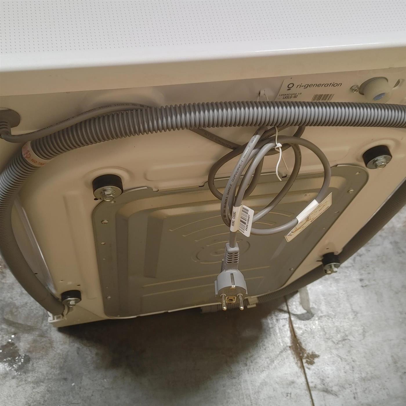 LG D4R3009NSWW Lavasciuga 9/6kg AI DD, Classe D, 1400 giri, Vapore, Eco Hybrid