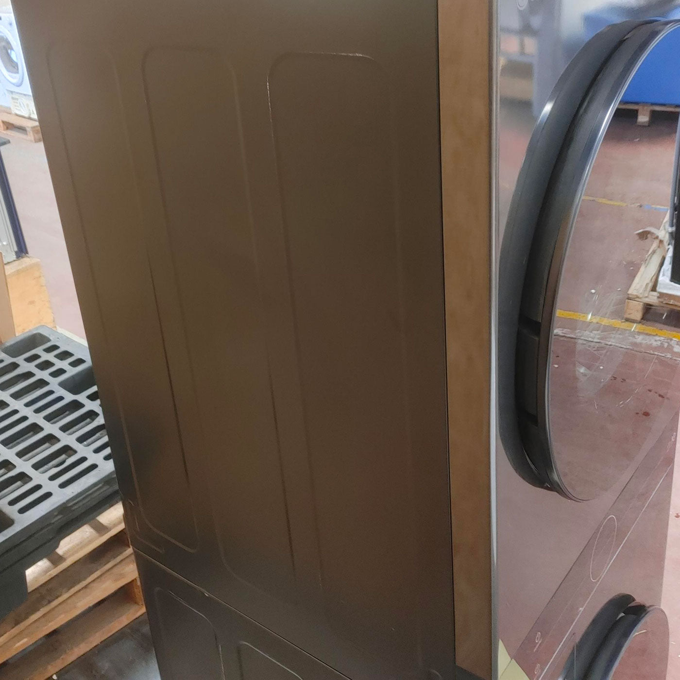 LG WT1210BBF.APBQKIS lavasciuga Libera installazione Caricamento frontale Nero A