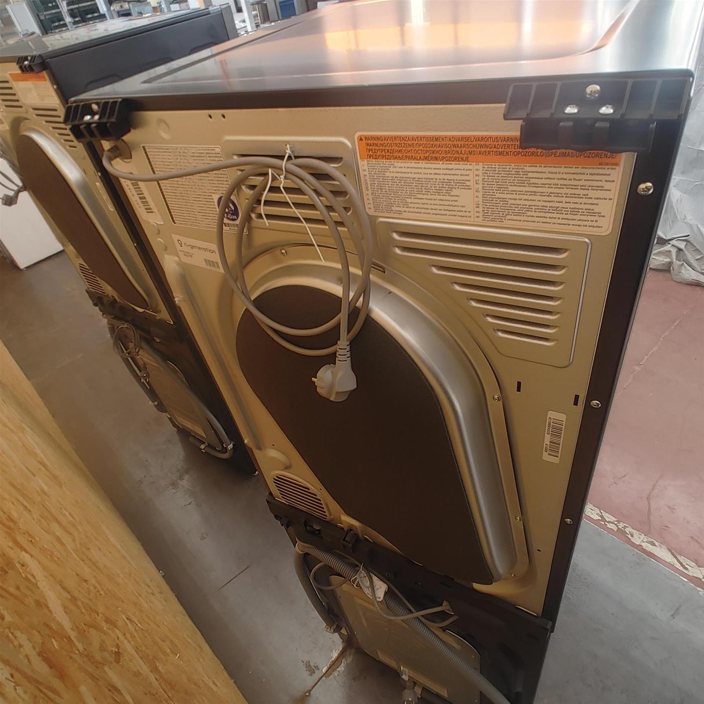 LG WT1210BBF.APBQKIS lavasciuga Libera installazione Caricamento frontale Nero A