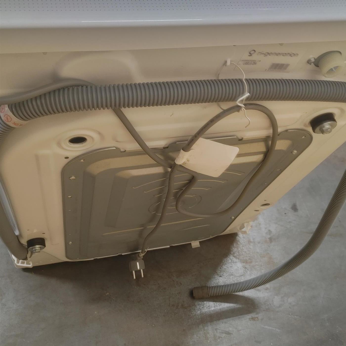 LG D4R5010TSWS lavatrice asciugatrice Libera installazione Carica frontale Bianco D