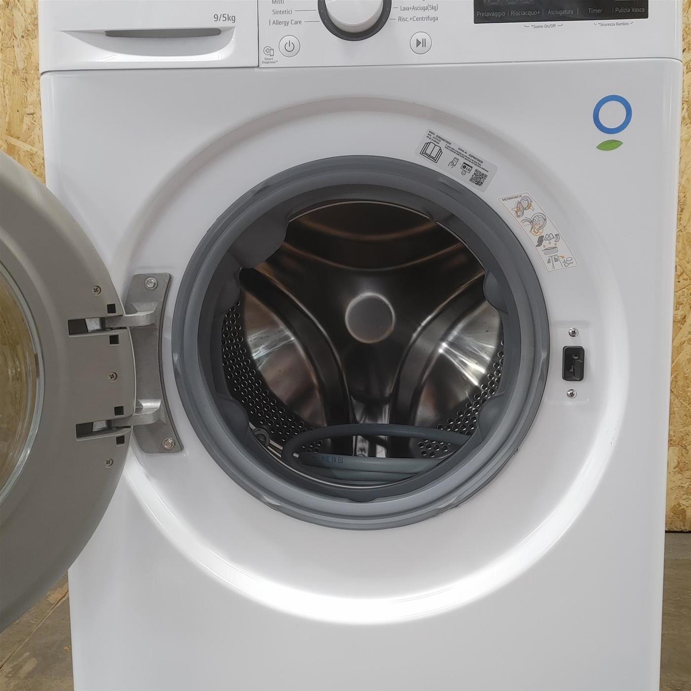 LG D2R5S09TSWW lavatrice asciugatrice Libera installazione Carica frontale Bianco E