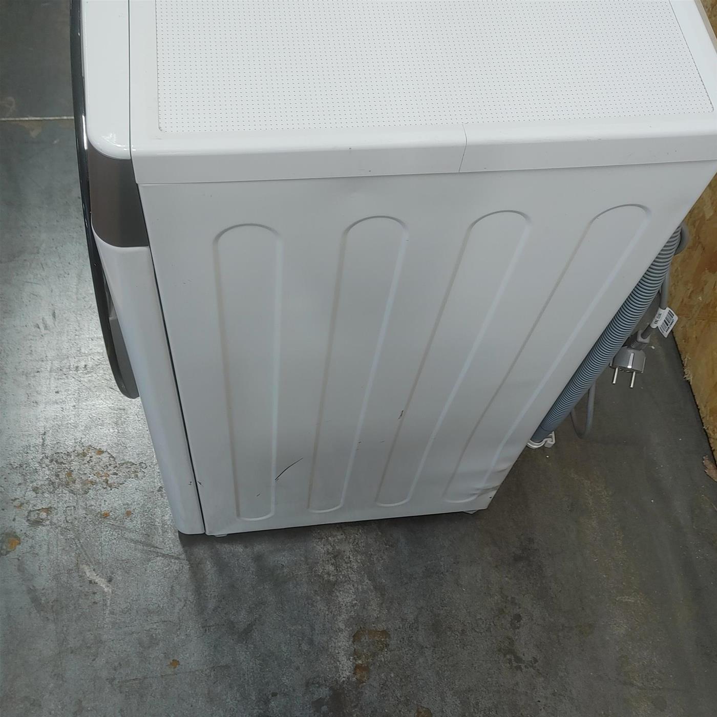 Lavasciuga intelligente LG F2DV9S8H2E Slim AIDD Vapore TurboWash 360 8.5/5Kg