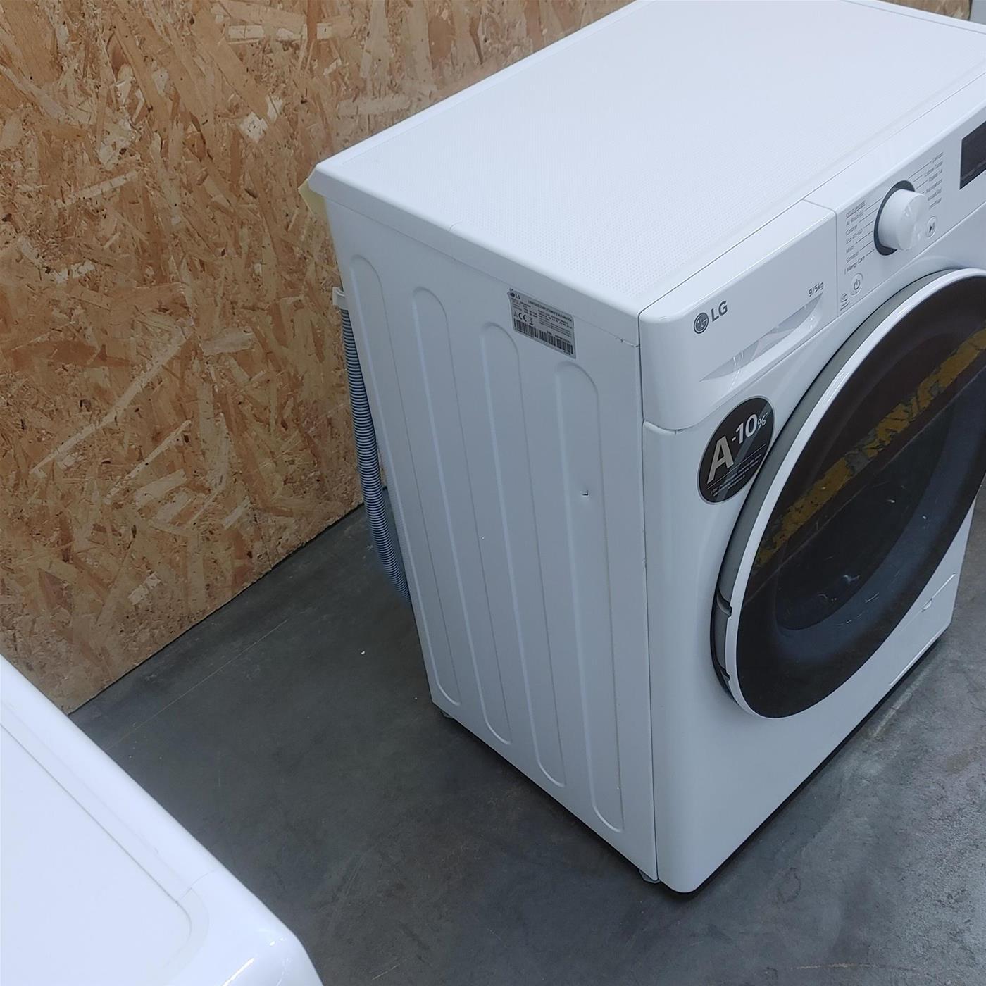 Lavasciuga intelligente LG D2R5S09TSWW Slim 9/5 Kg