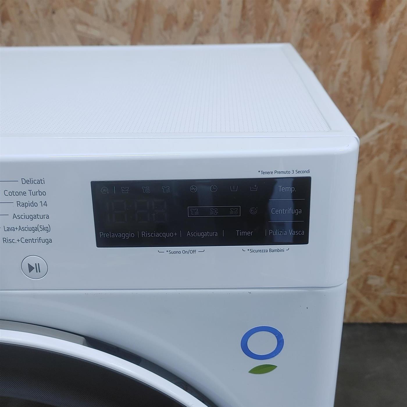 Lavasciuga intelligente LG D2R5S09TSWW Slim 9/5 Kg
