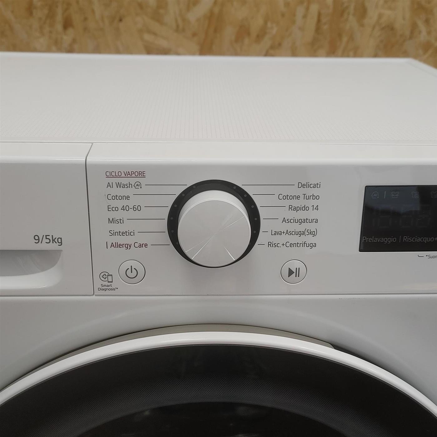 Lavasciuga intelligente LG D2R5S09TSWW Slim 9/5 Kg