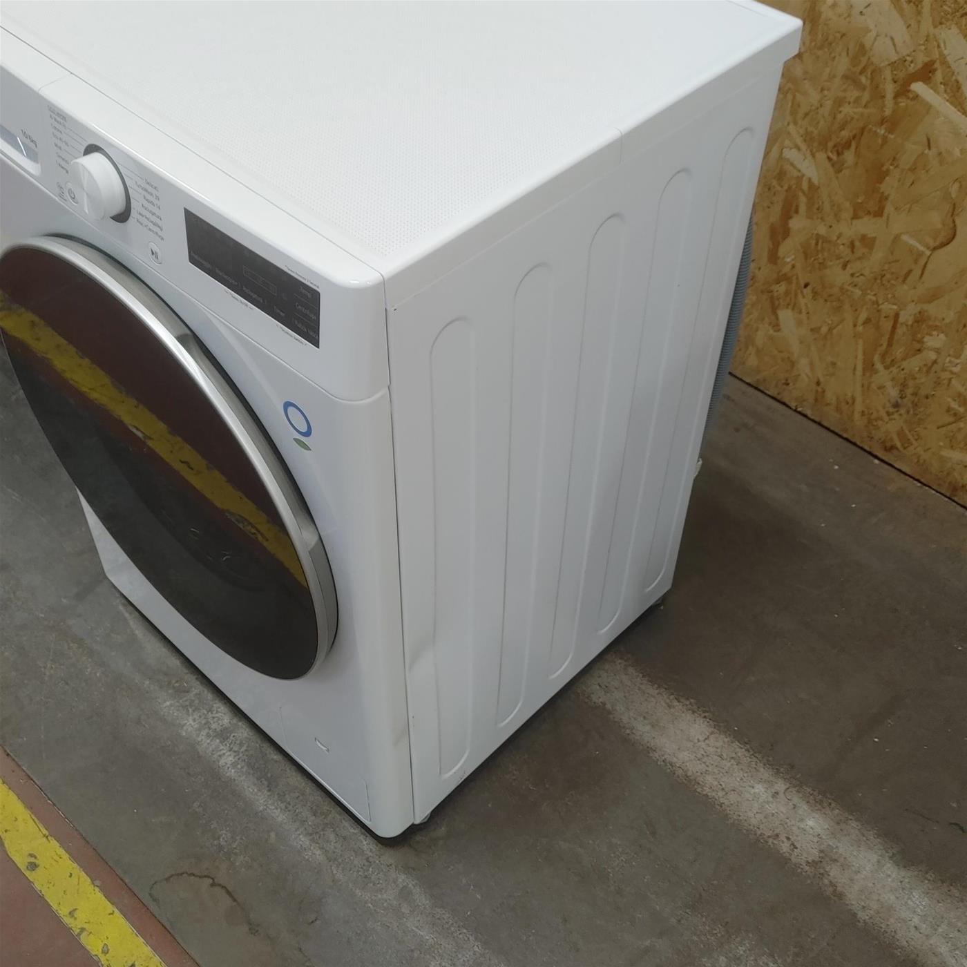 Lavasciuga intelligente LG D4R5010TSWS Serie R5 TurboWash 360 10/6 Kg