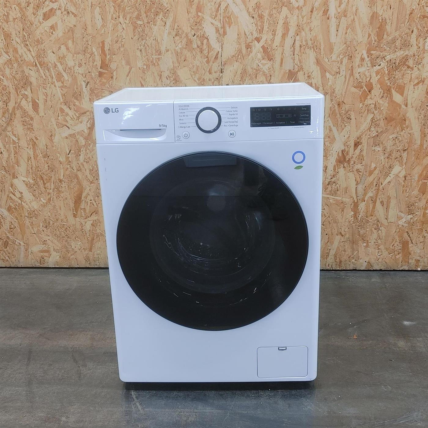 Lavasciuga intelligente LG D2R5S09TSWW Slim 9/5 Kg