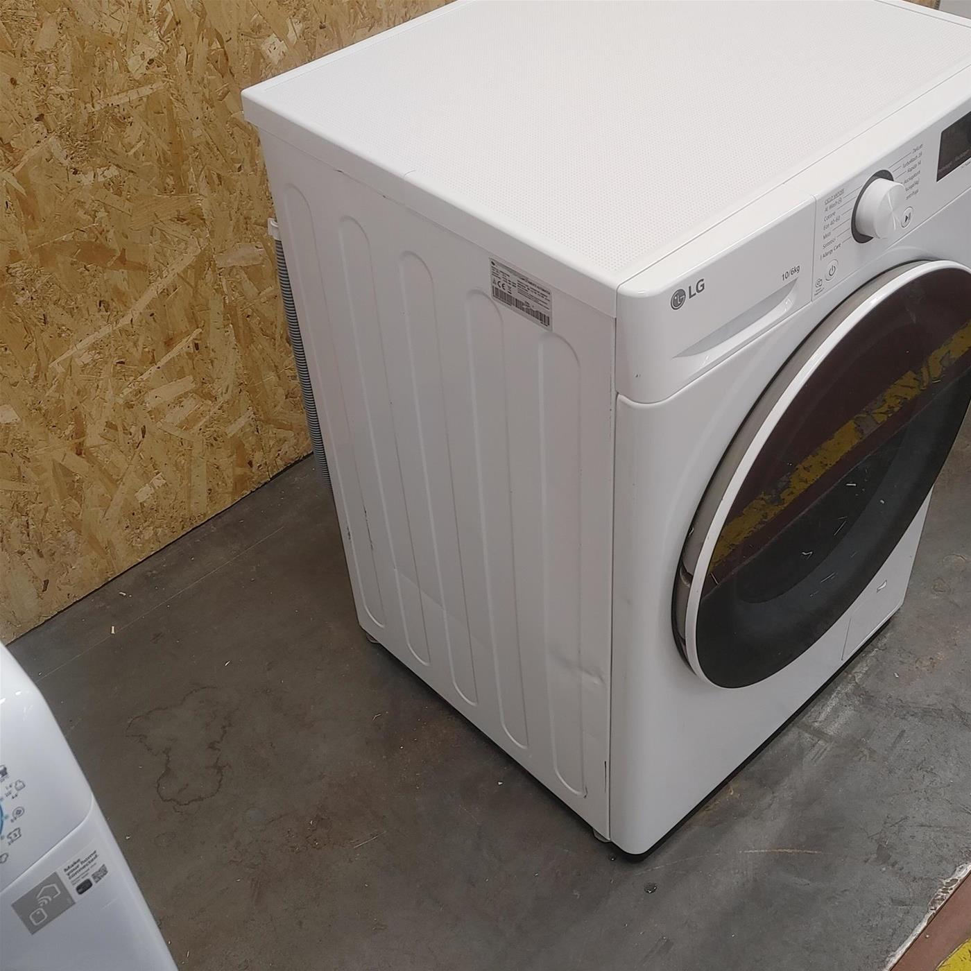 Lavasciuga intelligente LG D4R5010TSWS Serie R5 TurboWash 360, Eco Hybrid 10/6 Kg