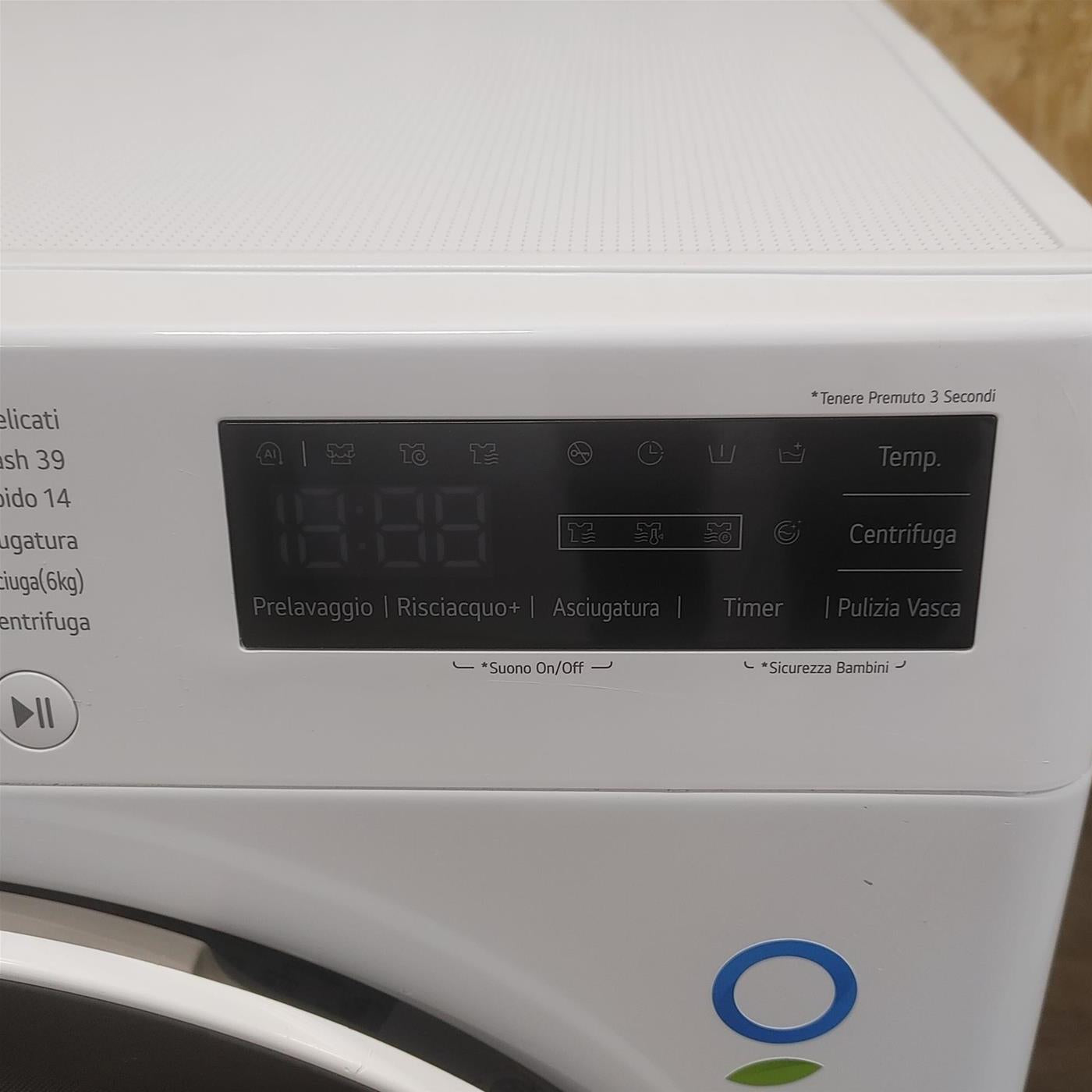 Lavasciuga intelligente LG D4R5010TSWS Serie R5 TurboWash 360, Eco Hybrid 10/6 Kg