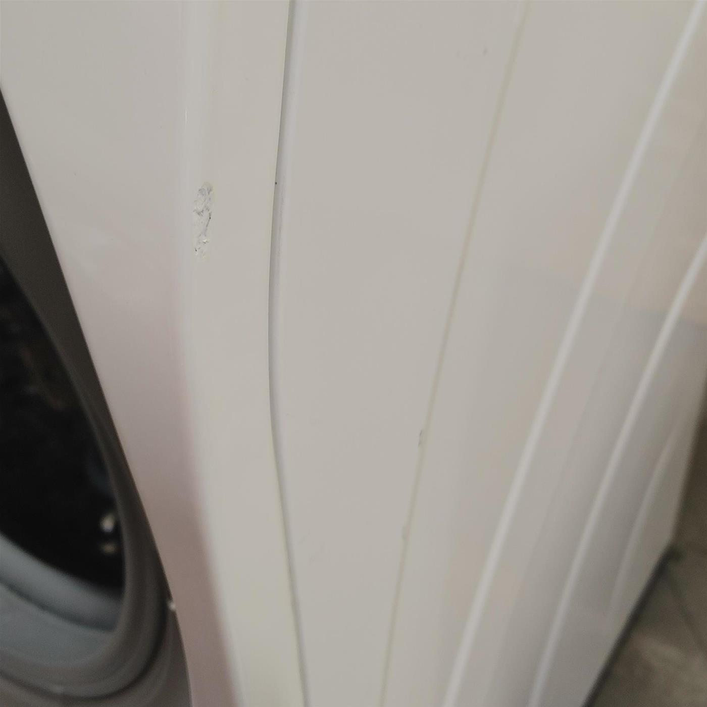 LG LSWD100E lavasciuga Libera installazione Caricamento frontale Bianco A