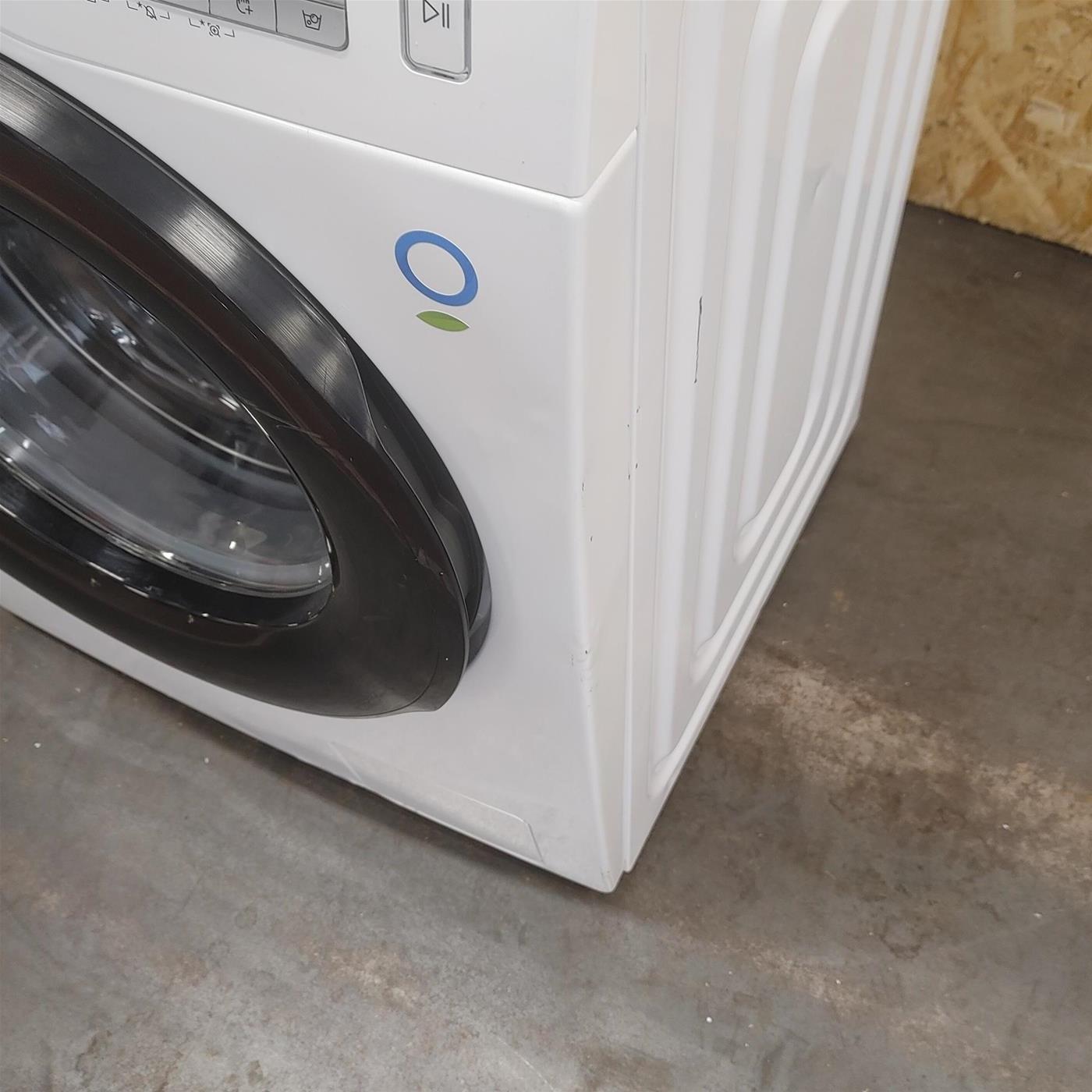 Lavatrice Samsung WW90TA046AH Carica frontale 9 kg 1400 giri Bianco