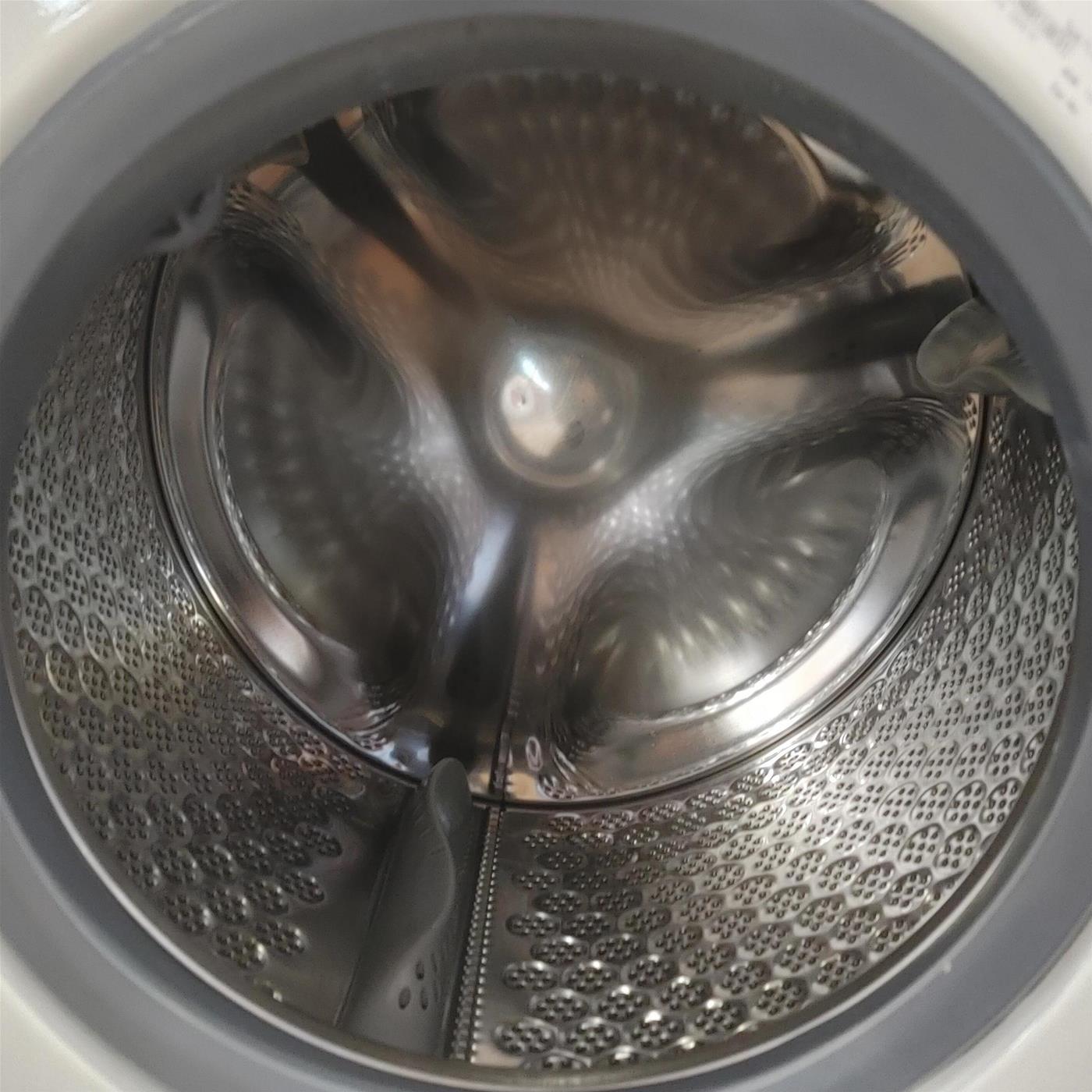 Lavatrice AEG L75471FL Carica frontale 7 kg 1400 Giri/min Bianco